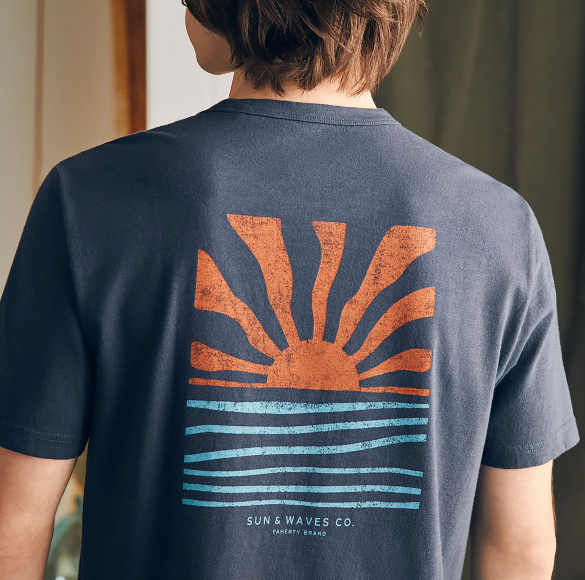 Faherty Men's Sunwashed Graphic T-Shirt product image