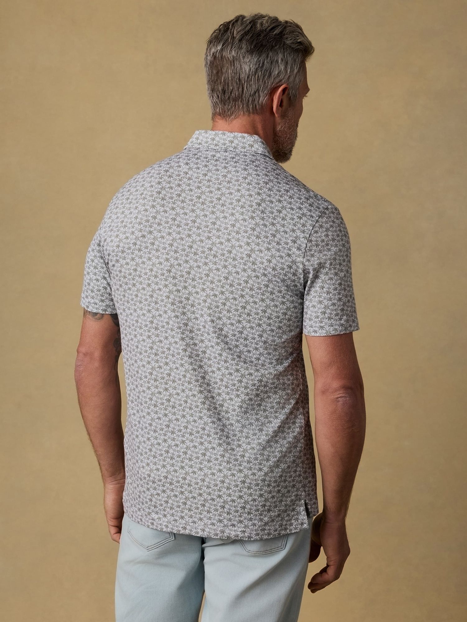 Faherty Men's Movement Pique Pocket Short Sleeve Polo product image