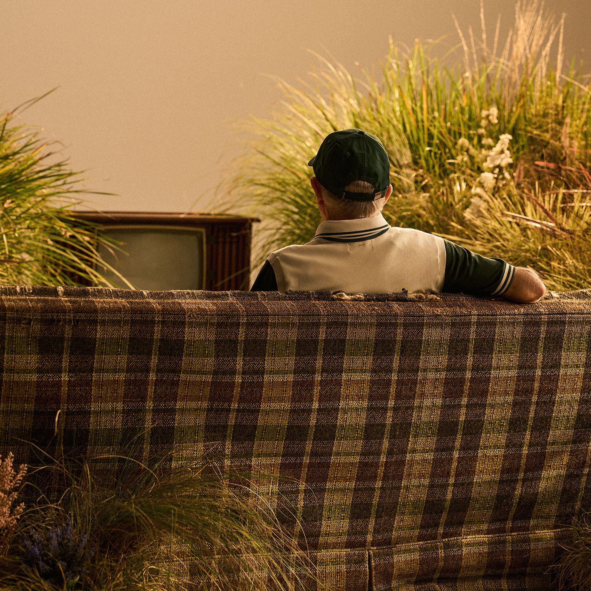 GHOST GOLF Men's Patrons Golf Sweater Vest product image