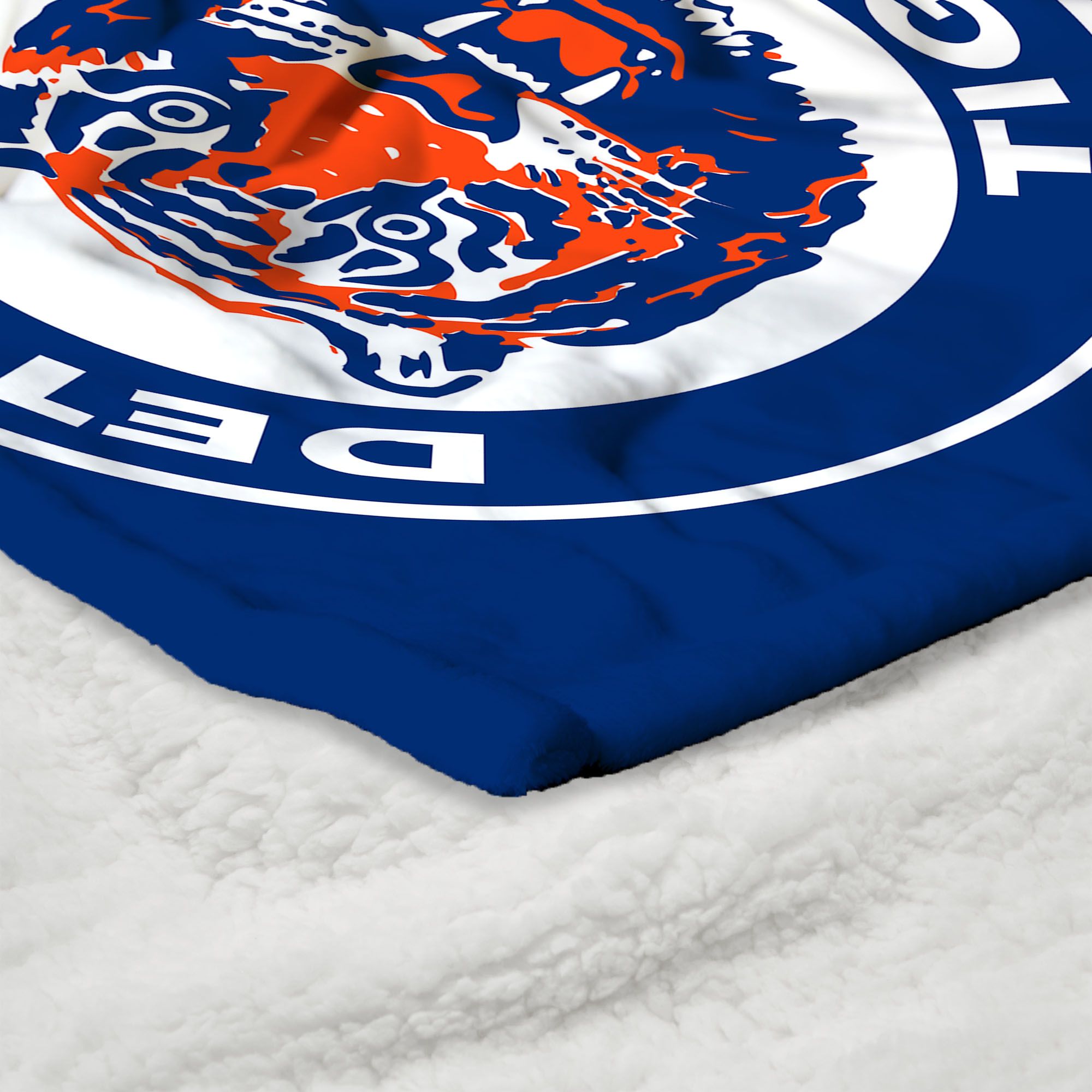 Northwest Detroit Tigers City Connect Throwback Shrpa Throw product image