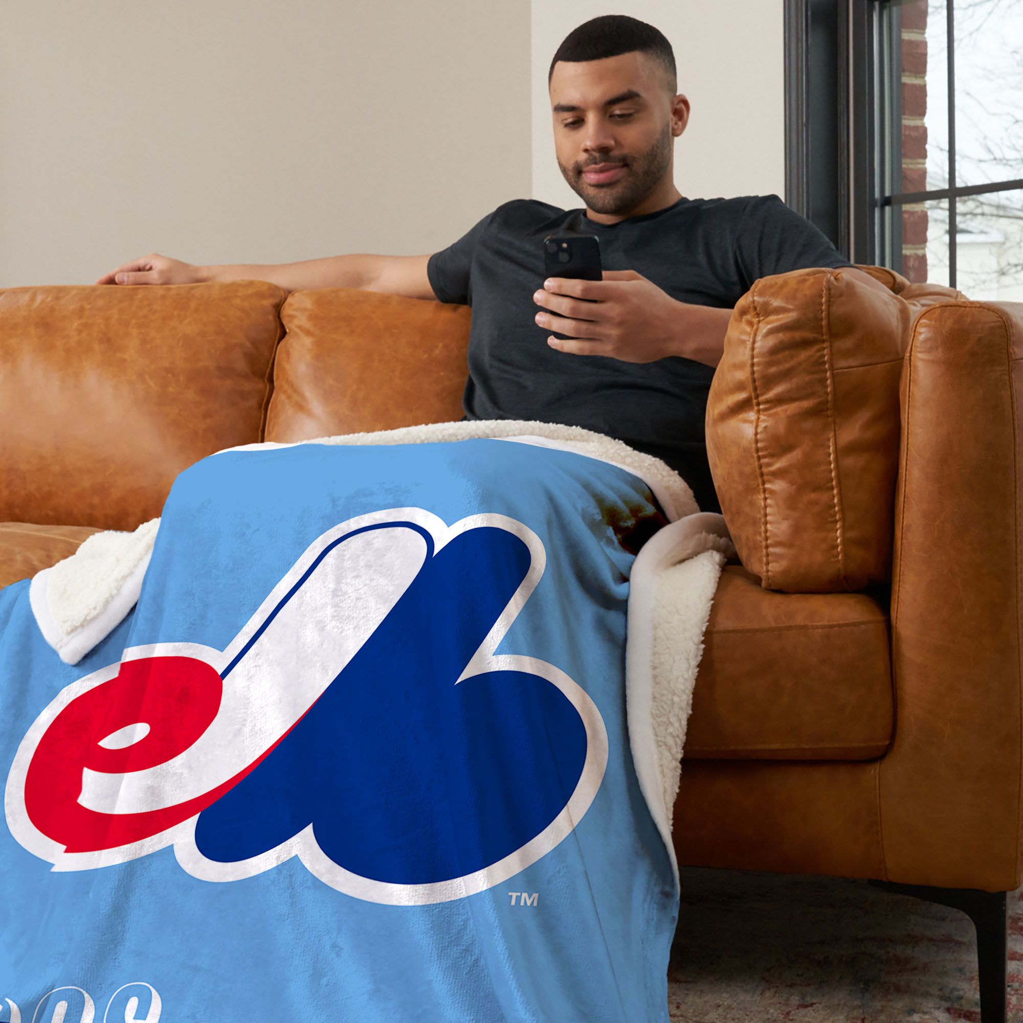 Northwest Montreal Expos City Connect Throwback Shrpa Throw product image