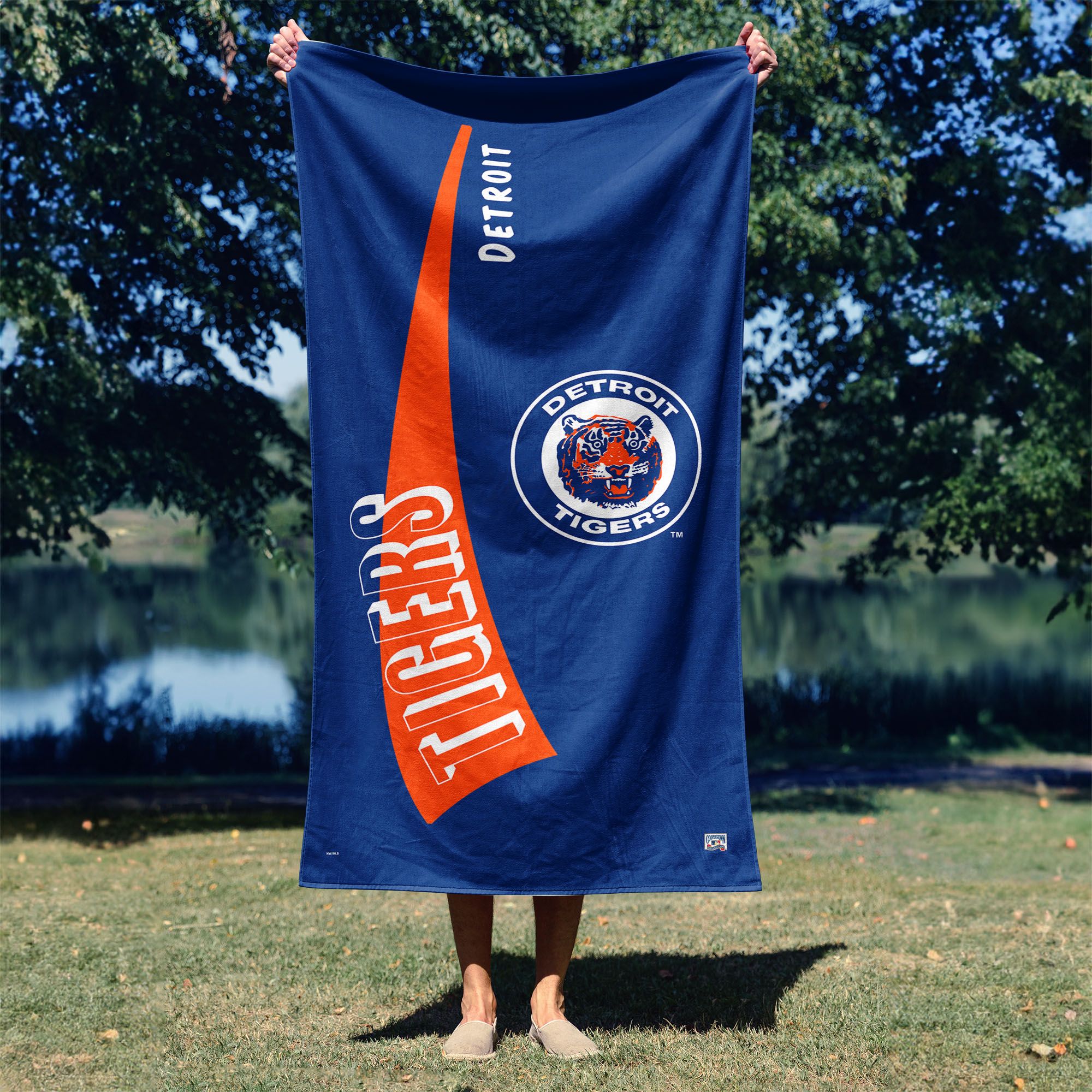 Northwest Detroit Tigers City Connect Throwback Pool Towel product image
