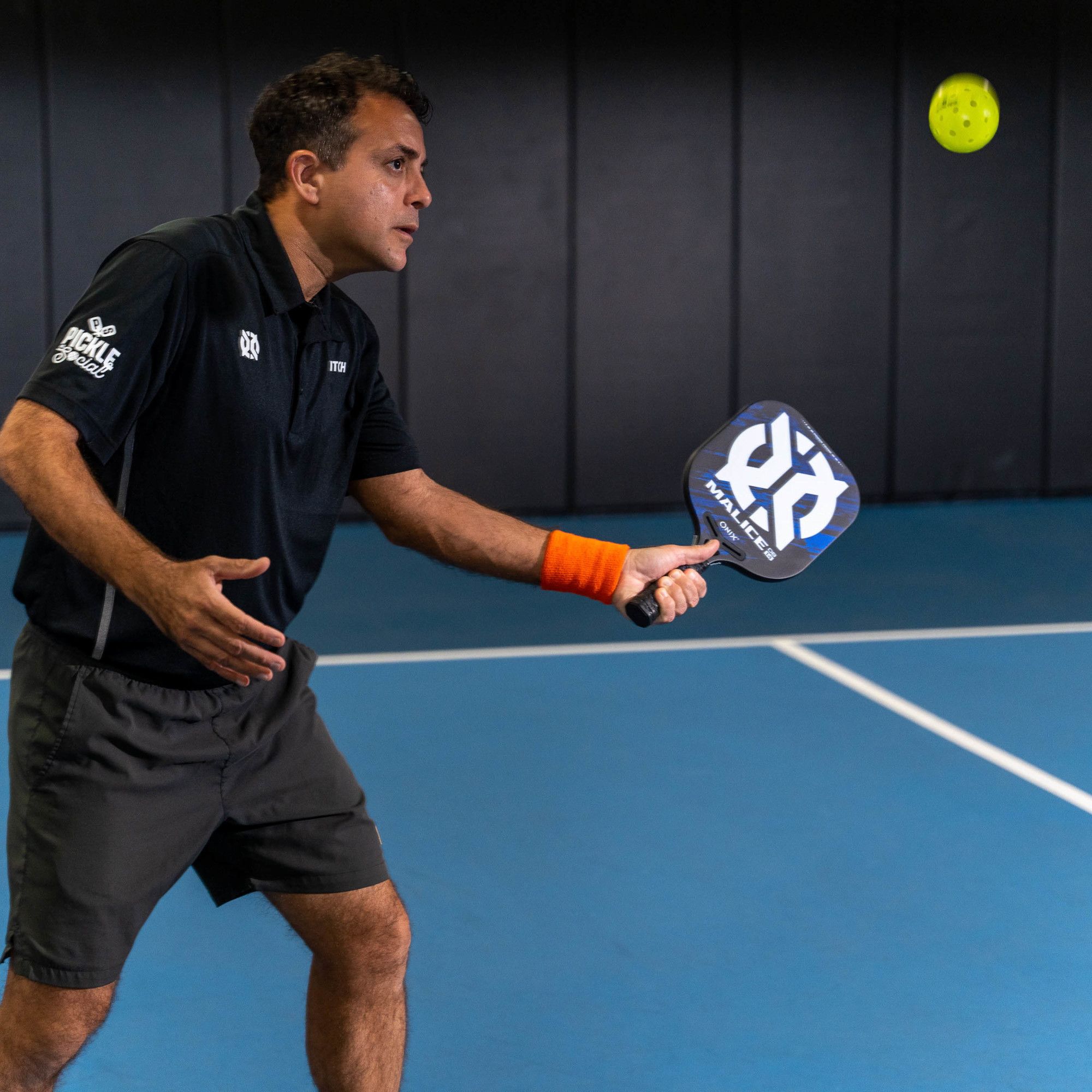 Onix Sports Malice Open Throat 16 mm Pickleball Paddle product image