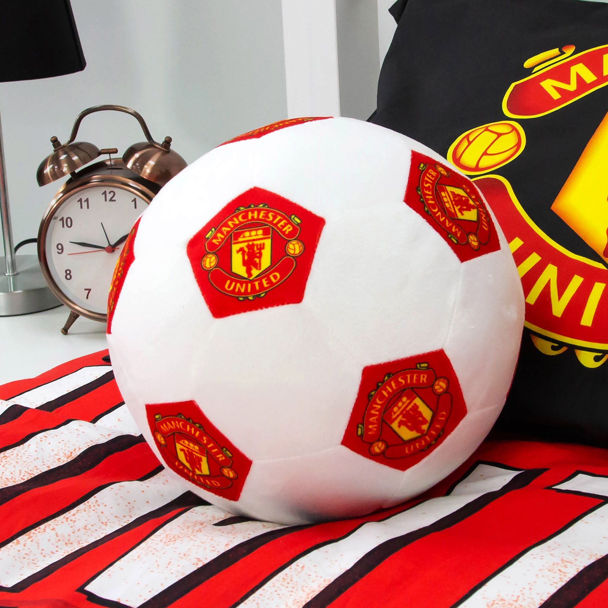 Character World Manchester United 3D Round Cushion product image