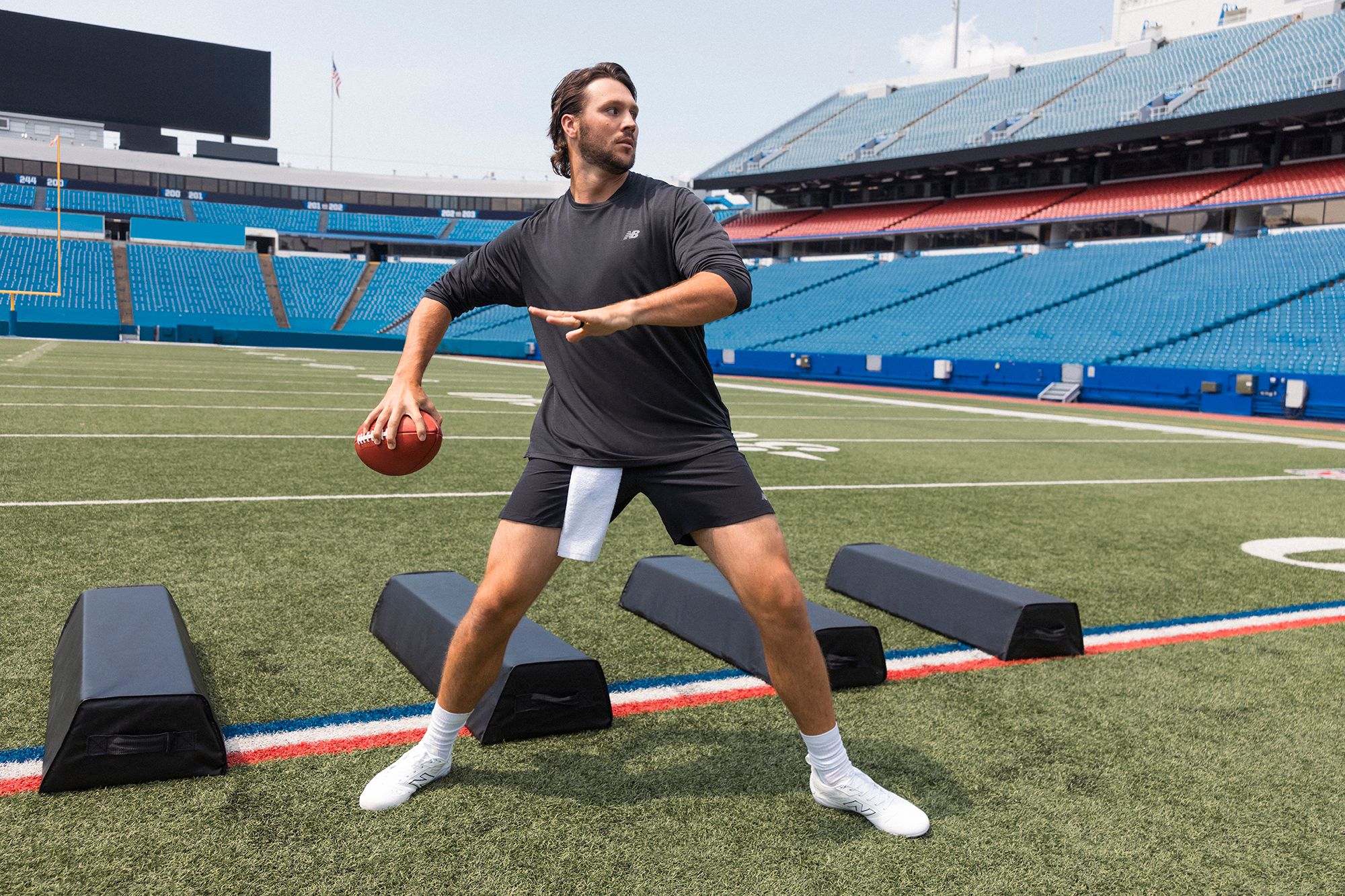 New Balance Rev IQ Football Cleats product image