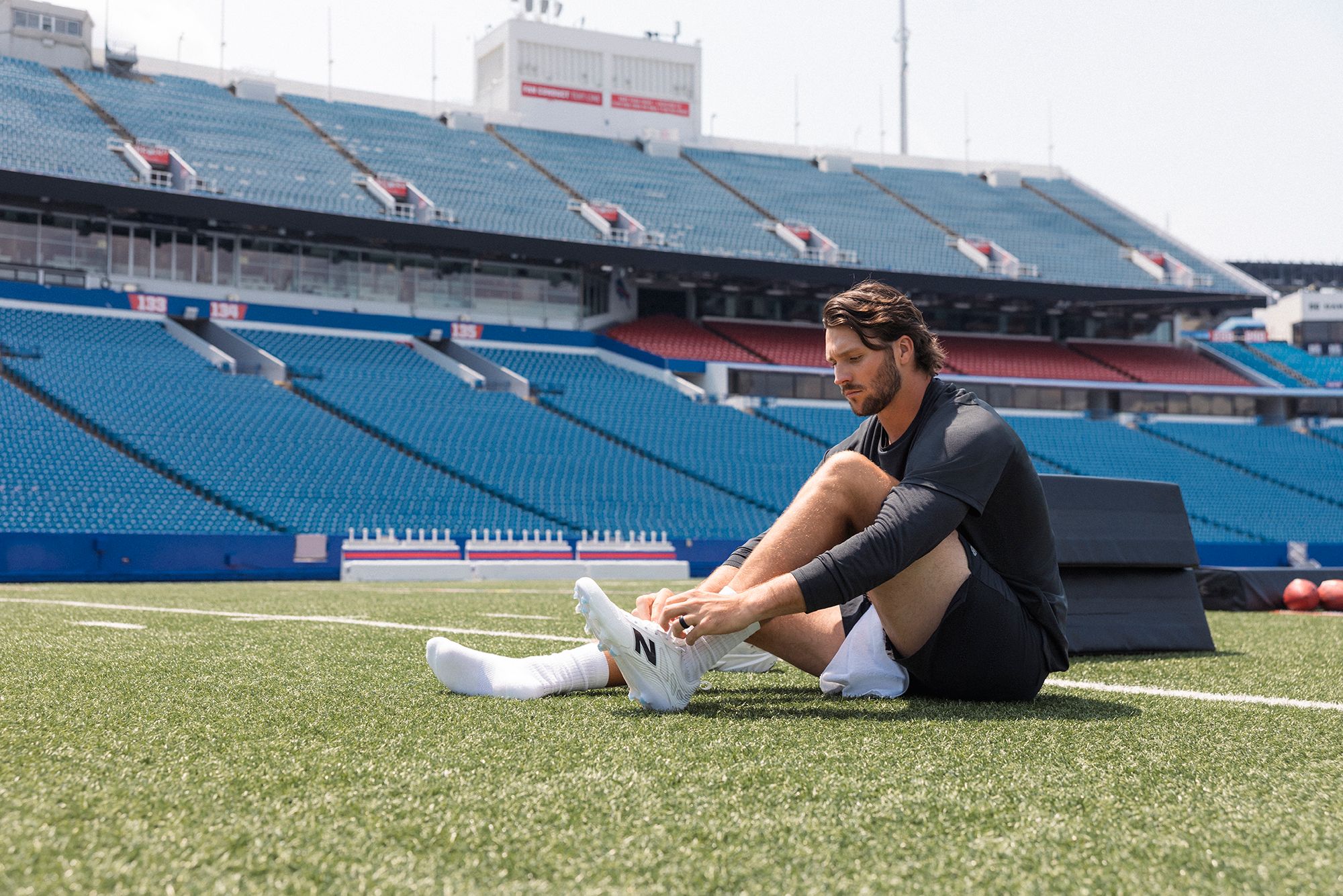 New Balance Rev IQ Football Cleats product image