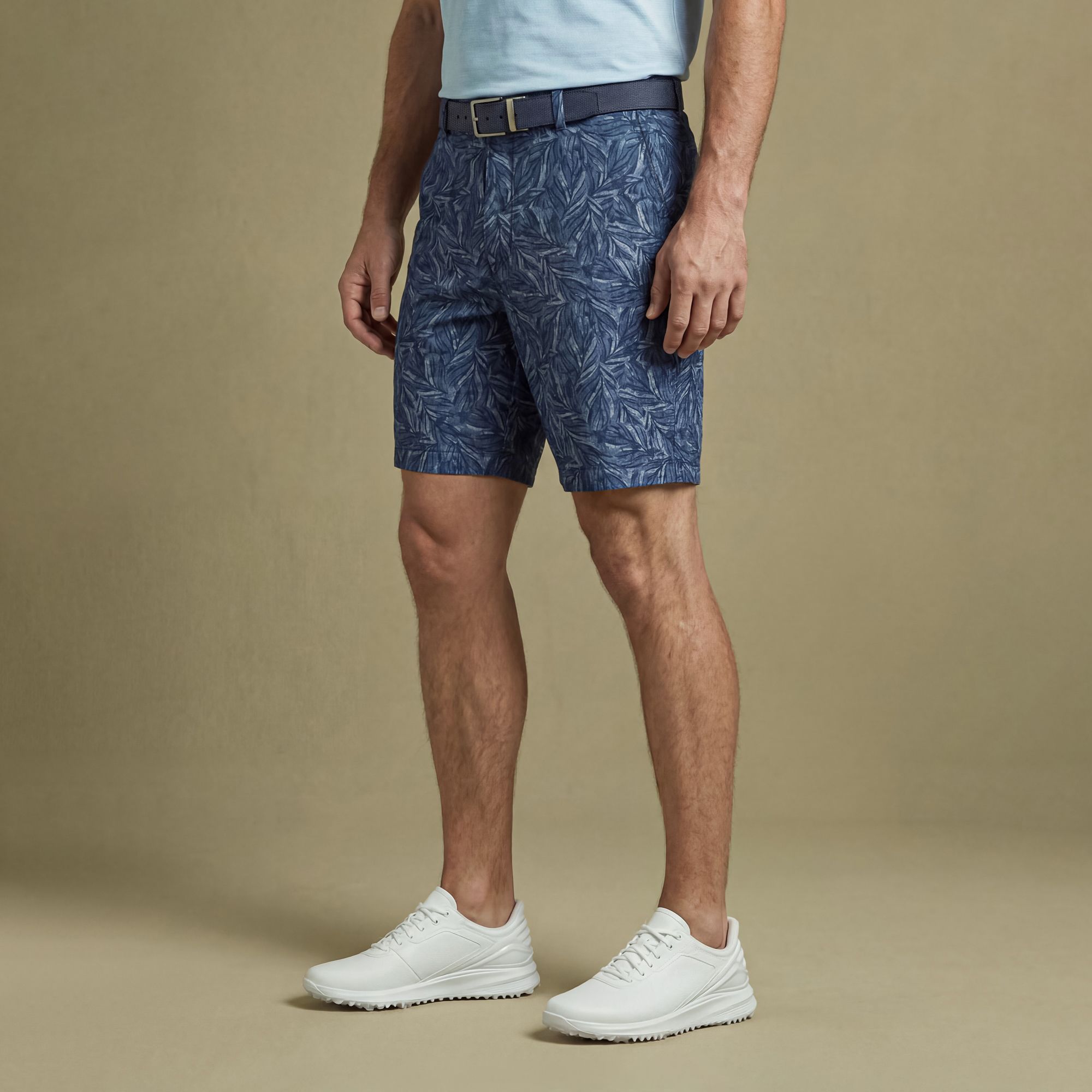 VRST Men's Fairway 8" Golf Short product image