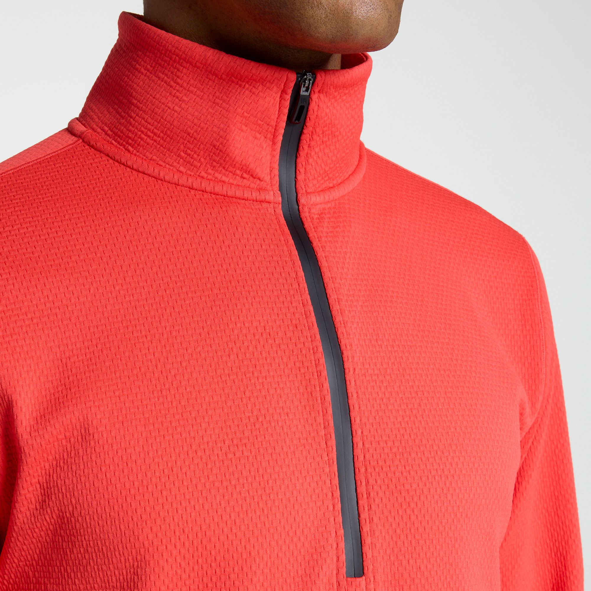 VRST Men's Element Textured 1/4 Zip Golf Pullover product image