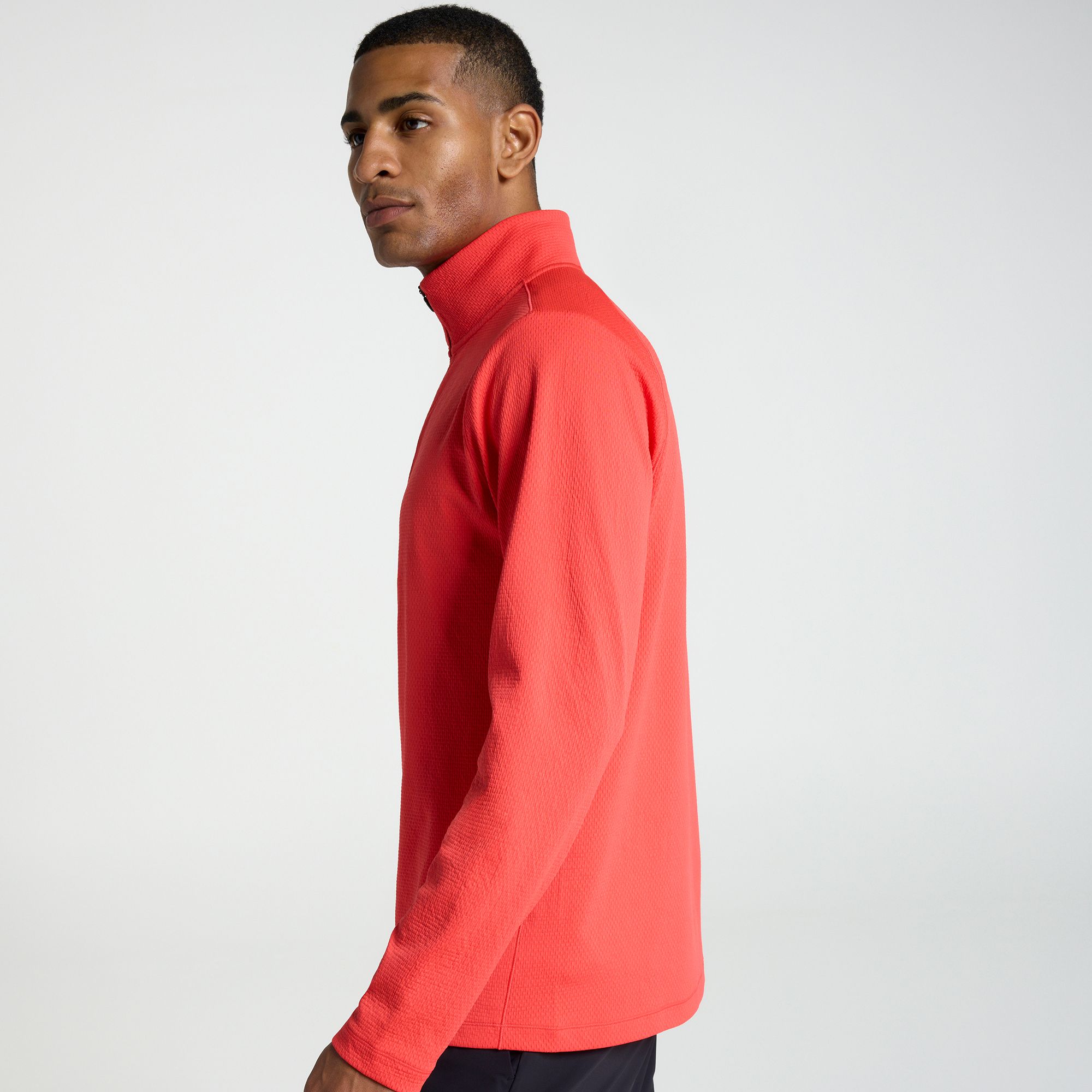 VRST Men's Element Textured 1/4 Zip Golf Pullover product image