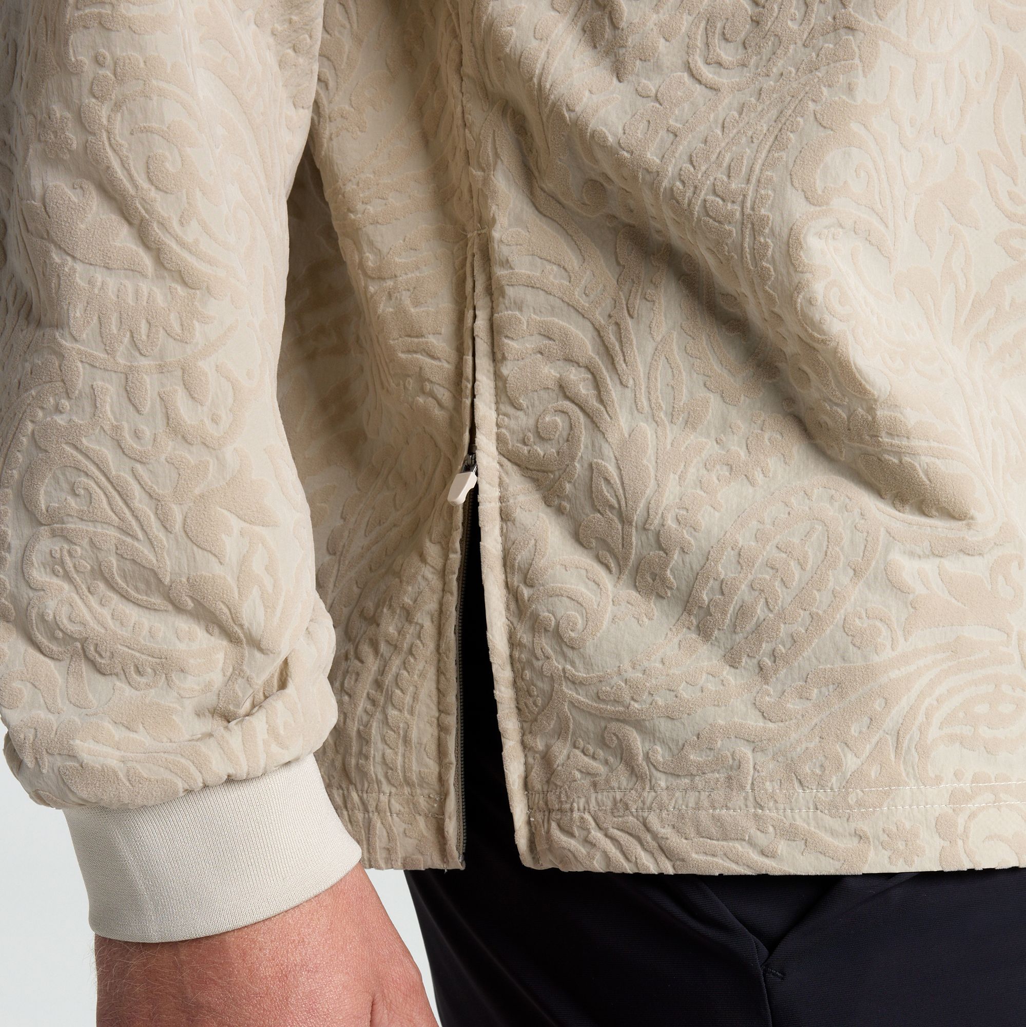 VRST Men's Golf Woven Printed Pullover product image