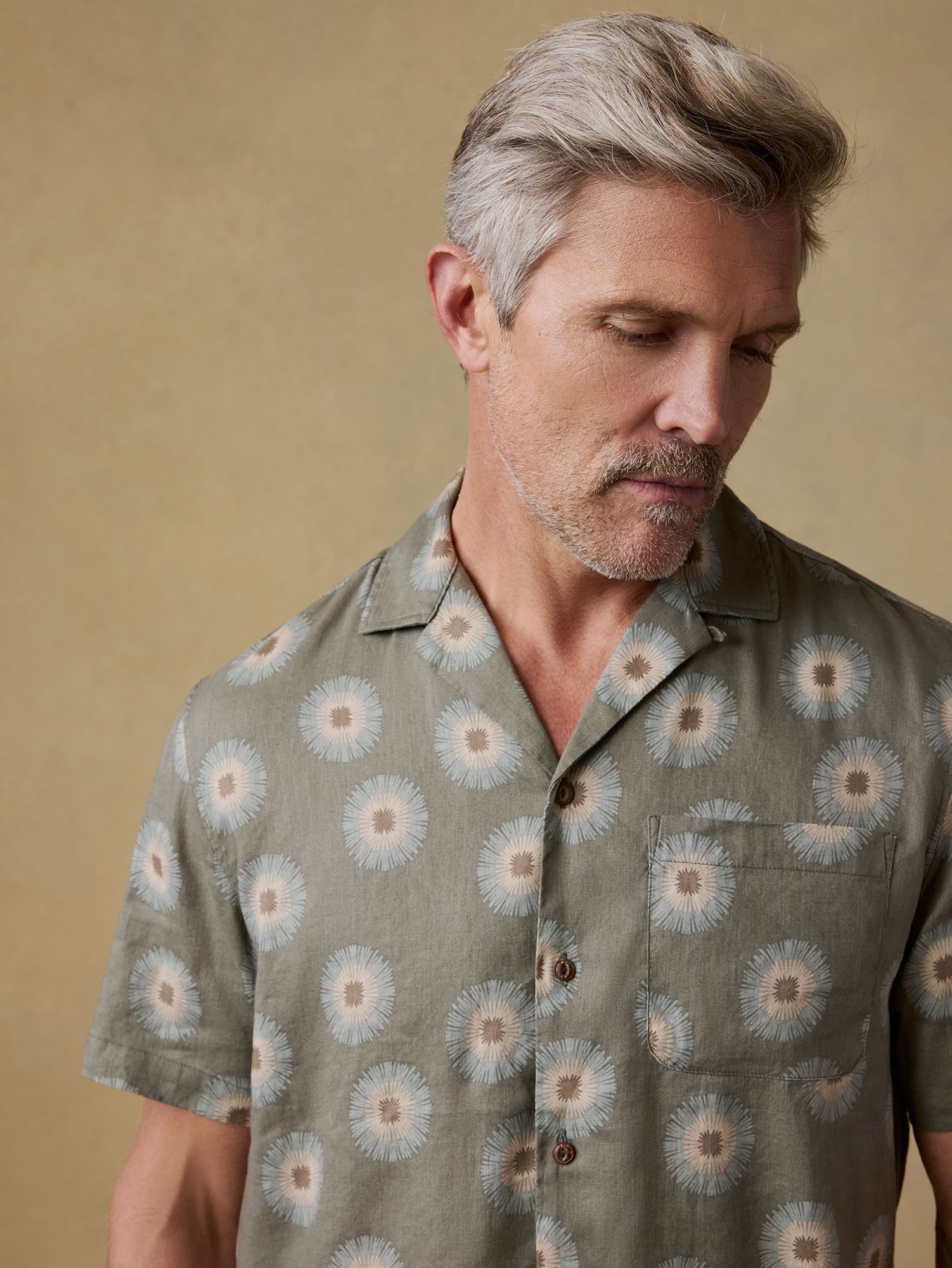 Faherty Men's Breeze Camp Short Sleeve Shirt product image