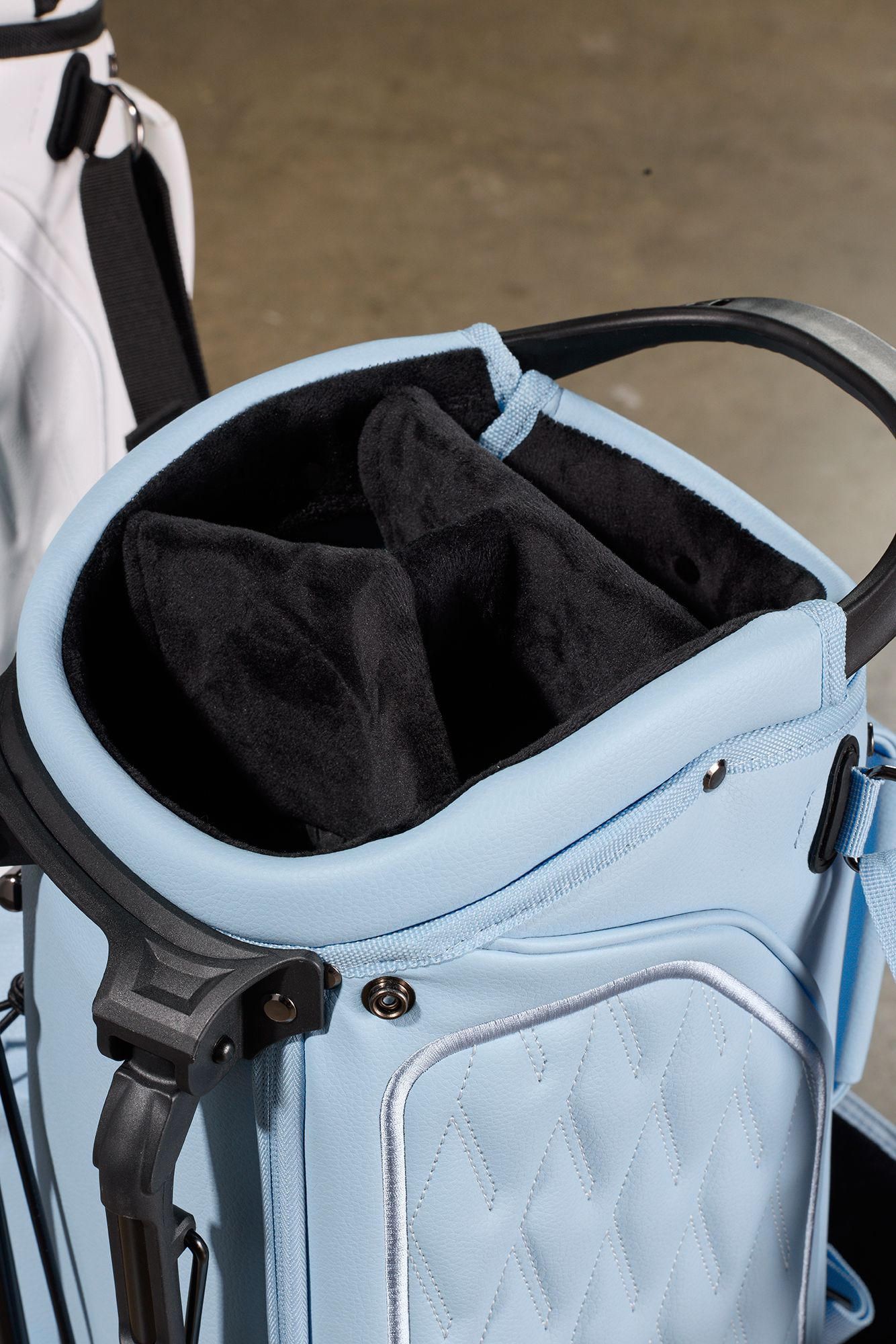 Maxfli Modern Classic Stand Bag product image