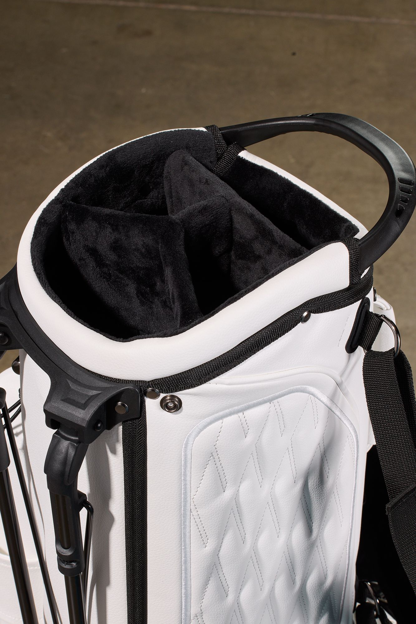 Maxfli Modern Classic Stand Bag product image
