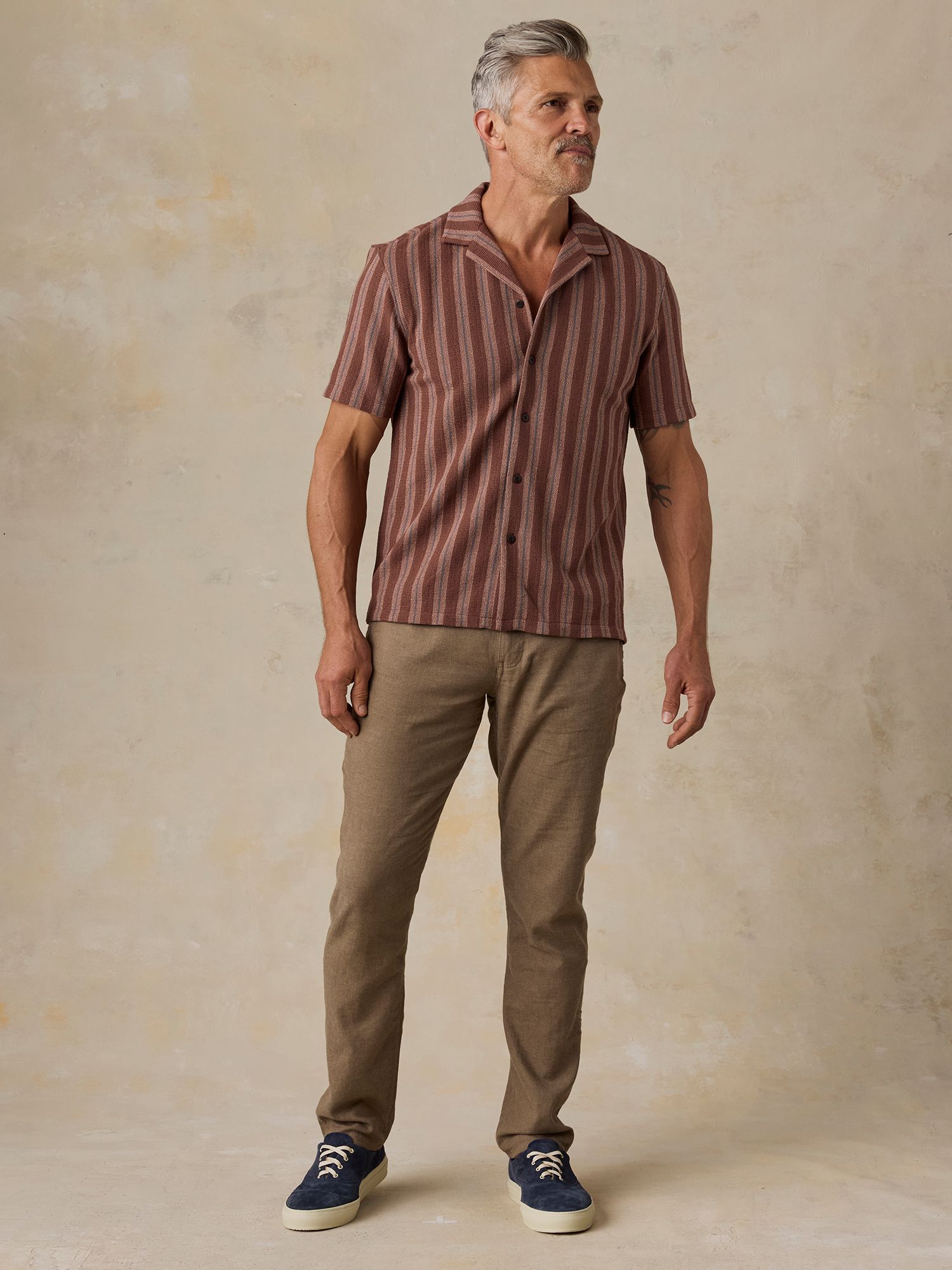 Faherty Men's Oasis Short Sleeve Woven Shirt product image