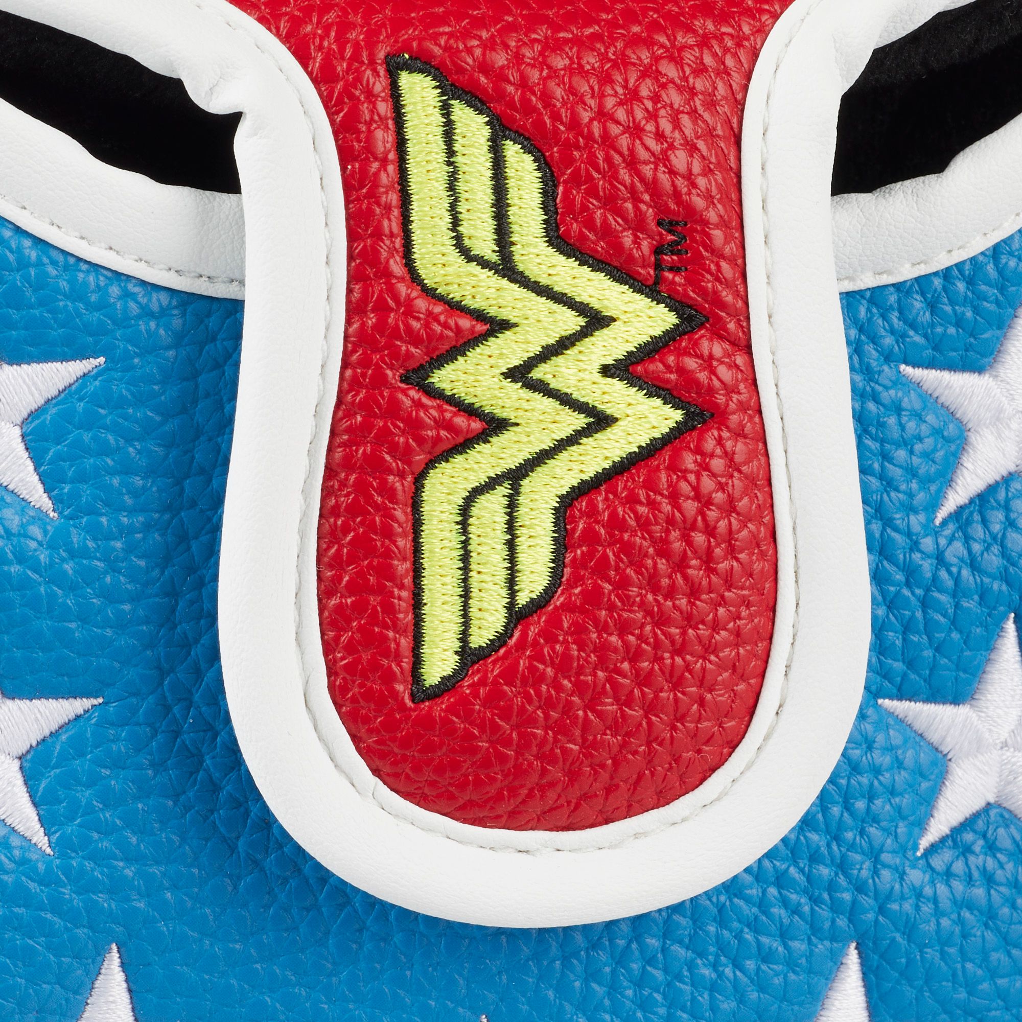 DC x Maxfli Wonder Woman Mallet Putter Headcover product image
