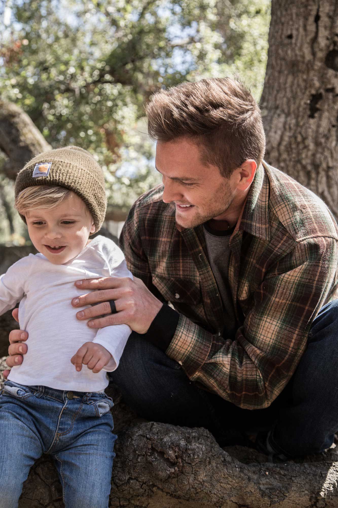 QALO Men's Step Edge Silicone Ring product image