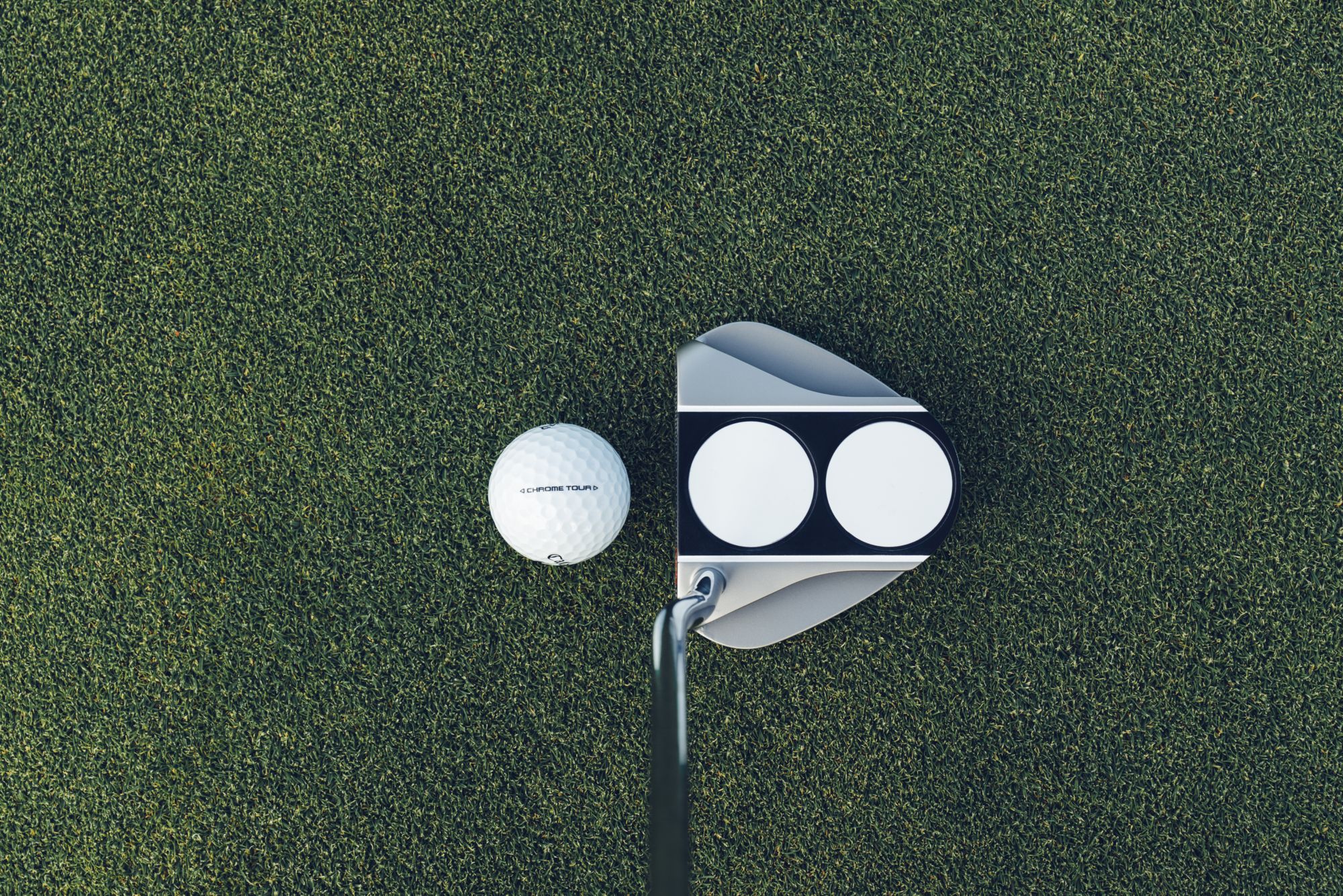 Odyssey Microhinge V-Line 2-Ball Putter product image