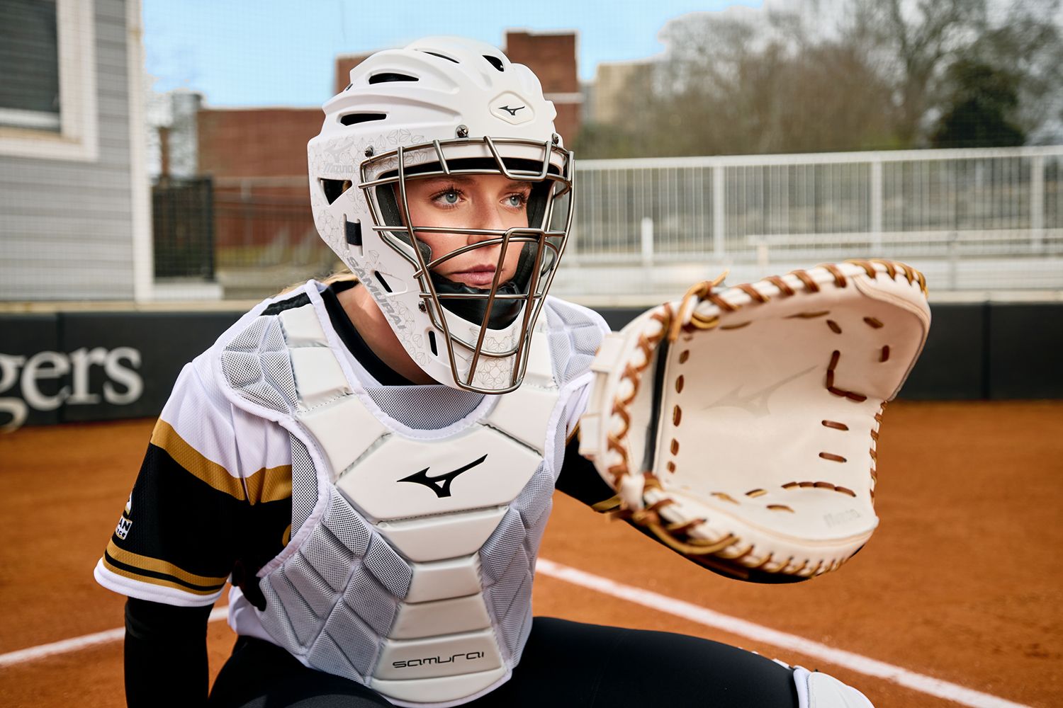 Mizuno 34.5” Pro Select Series Fastpitch Catcher's Mitt product image