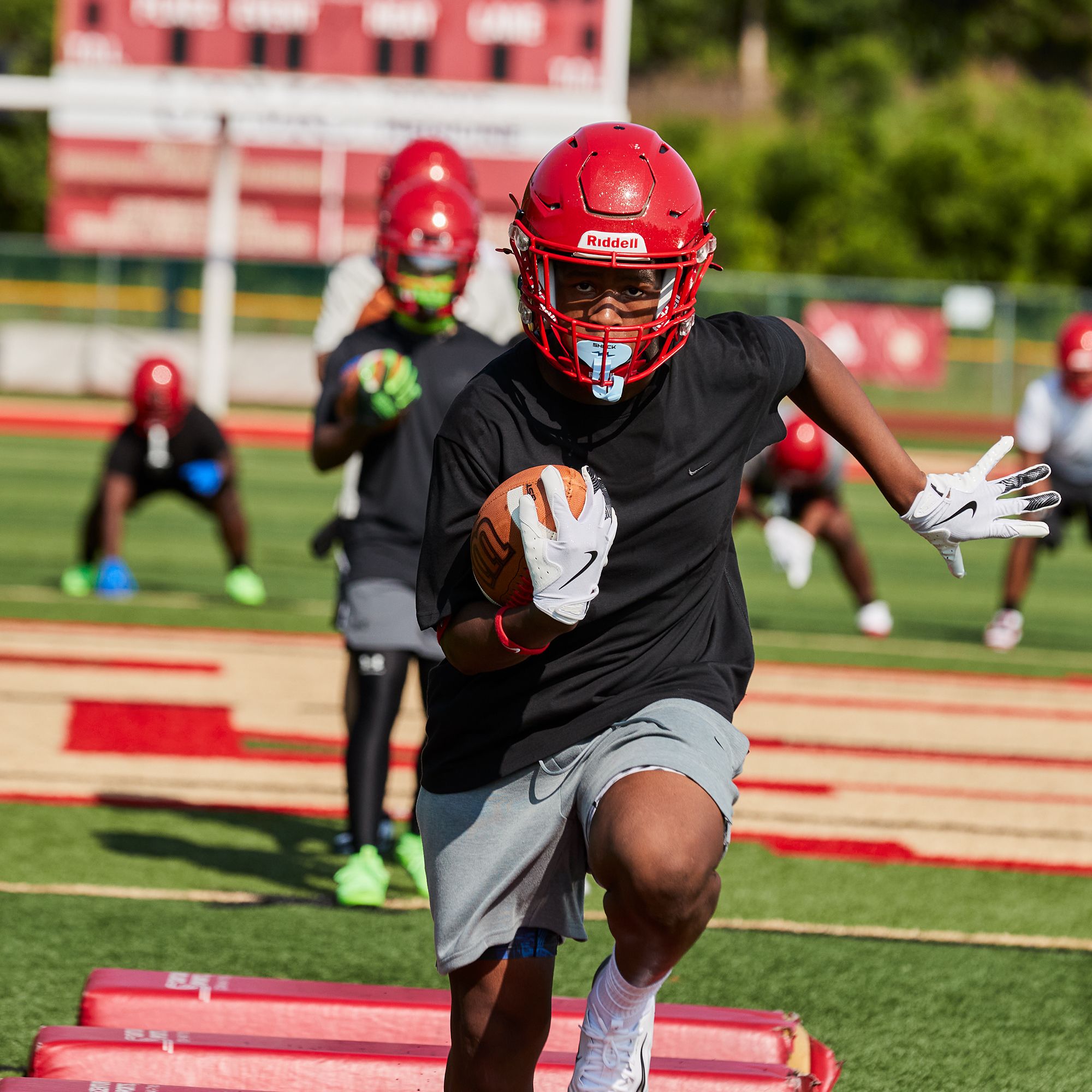 Nike Adult Vapor Jet 8.0 Football Gloves product image