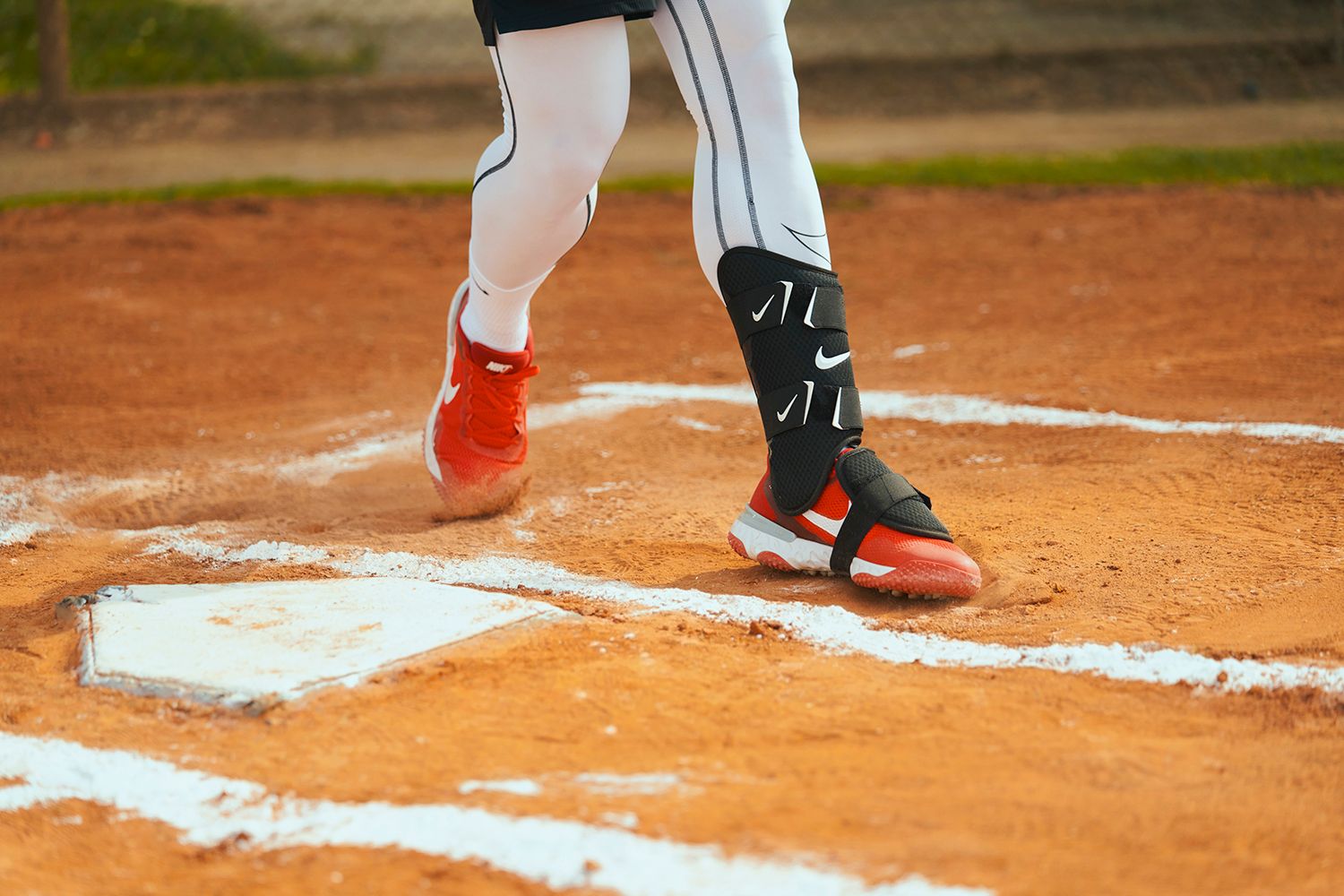Nike Youth Diamond Batter's Leg Guard product image