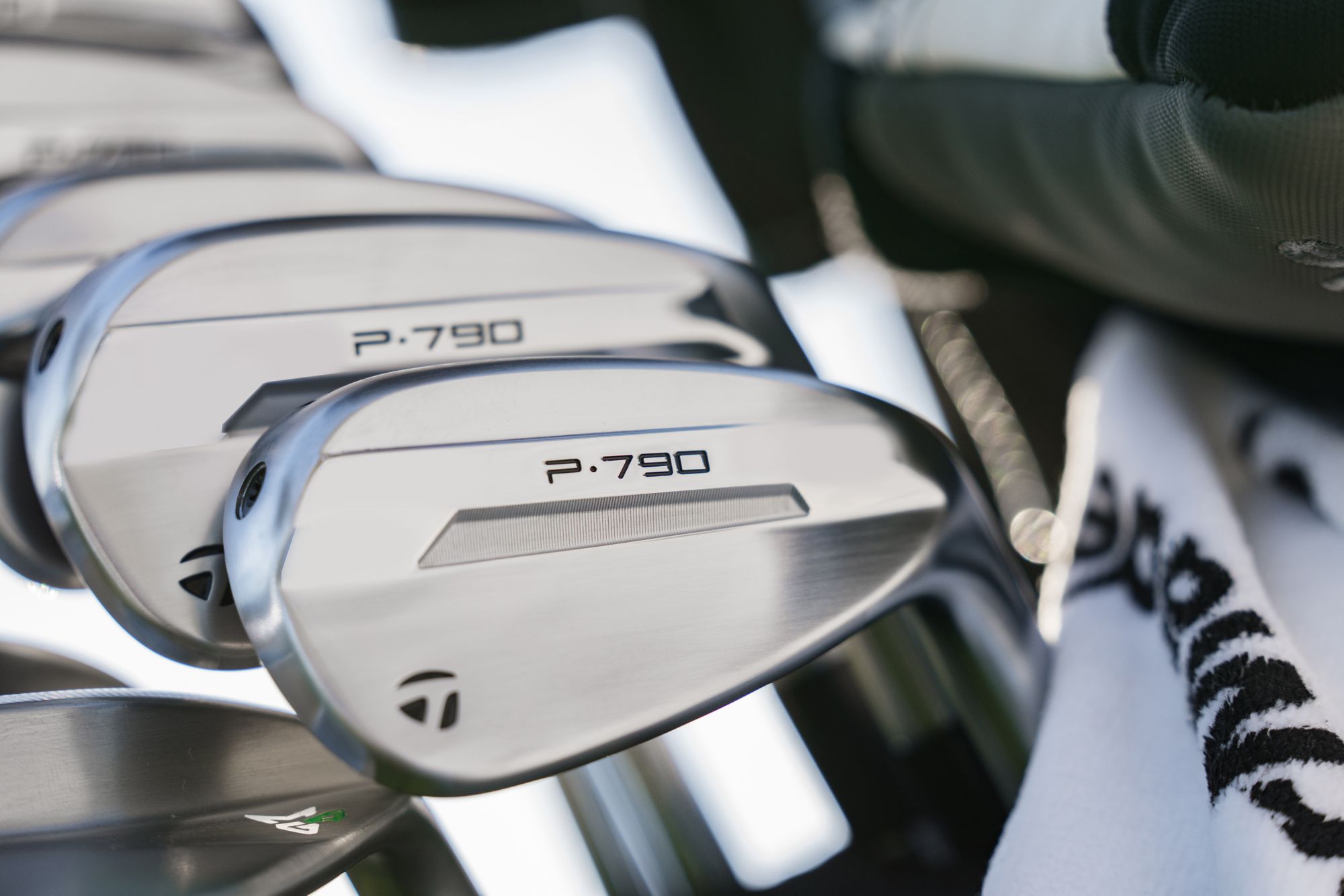 Used TaylorMade P790 Irons product image