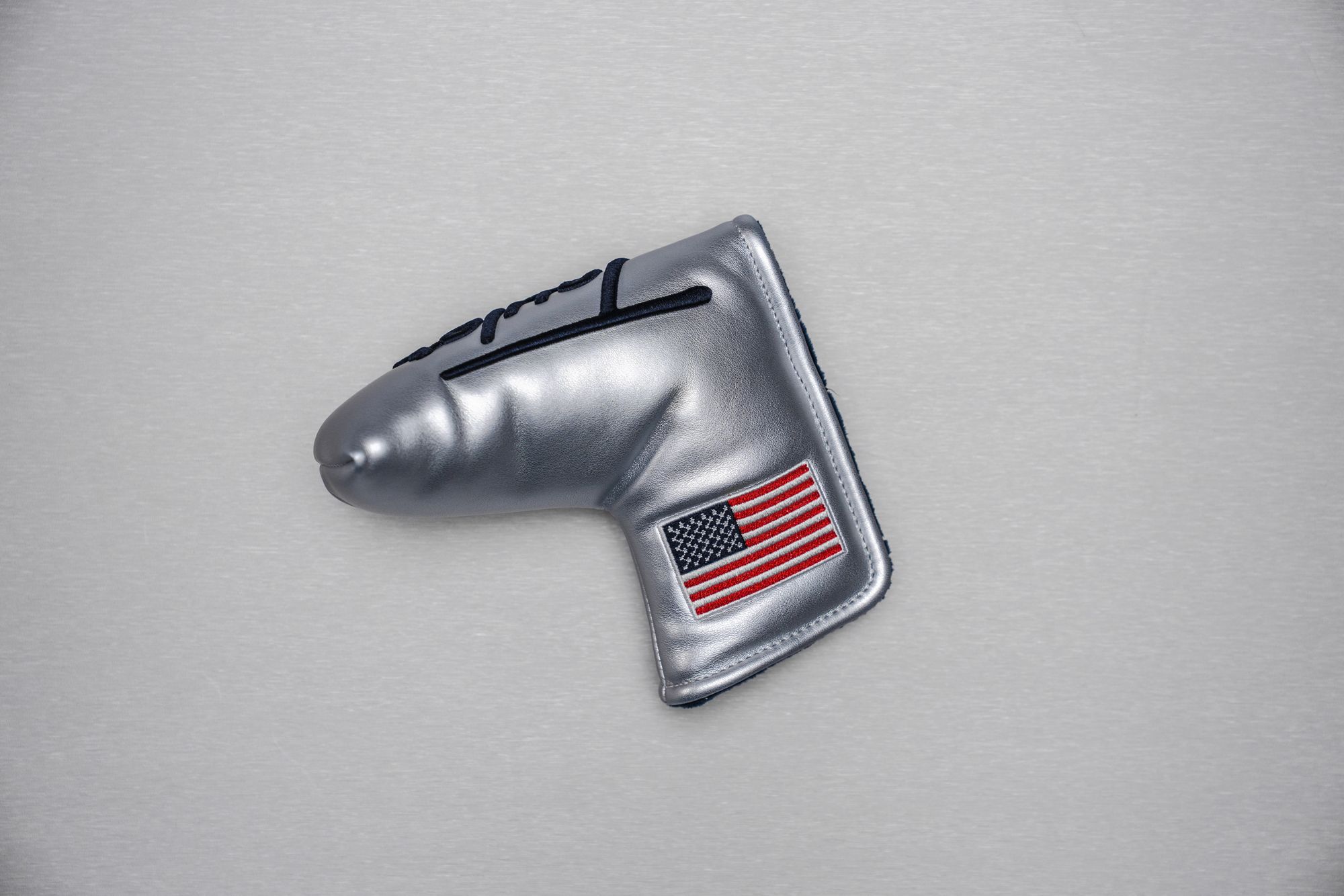 TaylorMade 2025 Heritage Collection Blade Putter Headcover product image