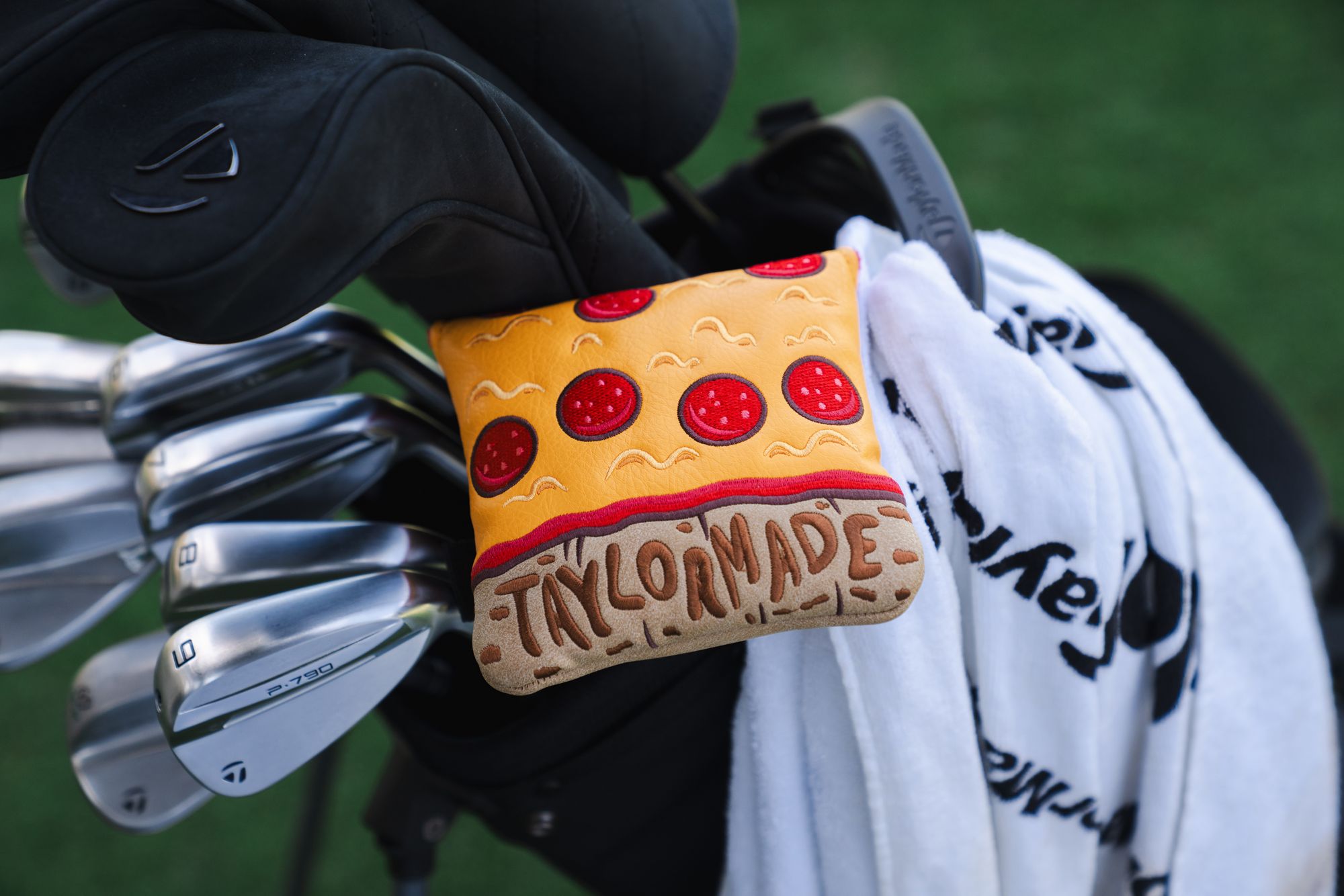 TaylorMade Slice of Heaven Mallet Putter Headcover product image