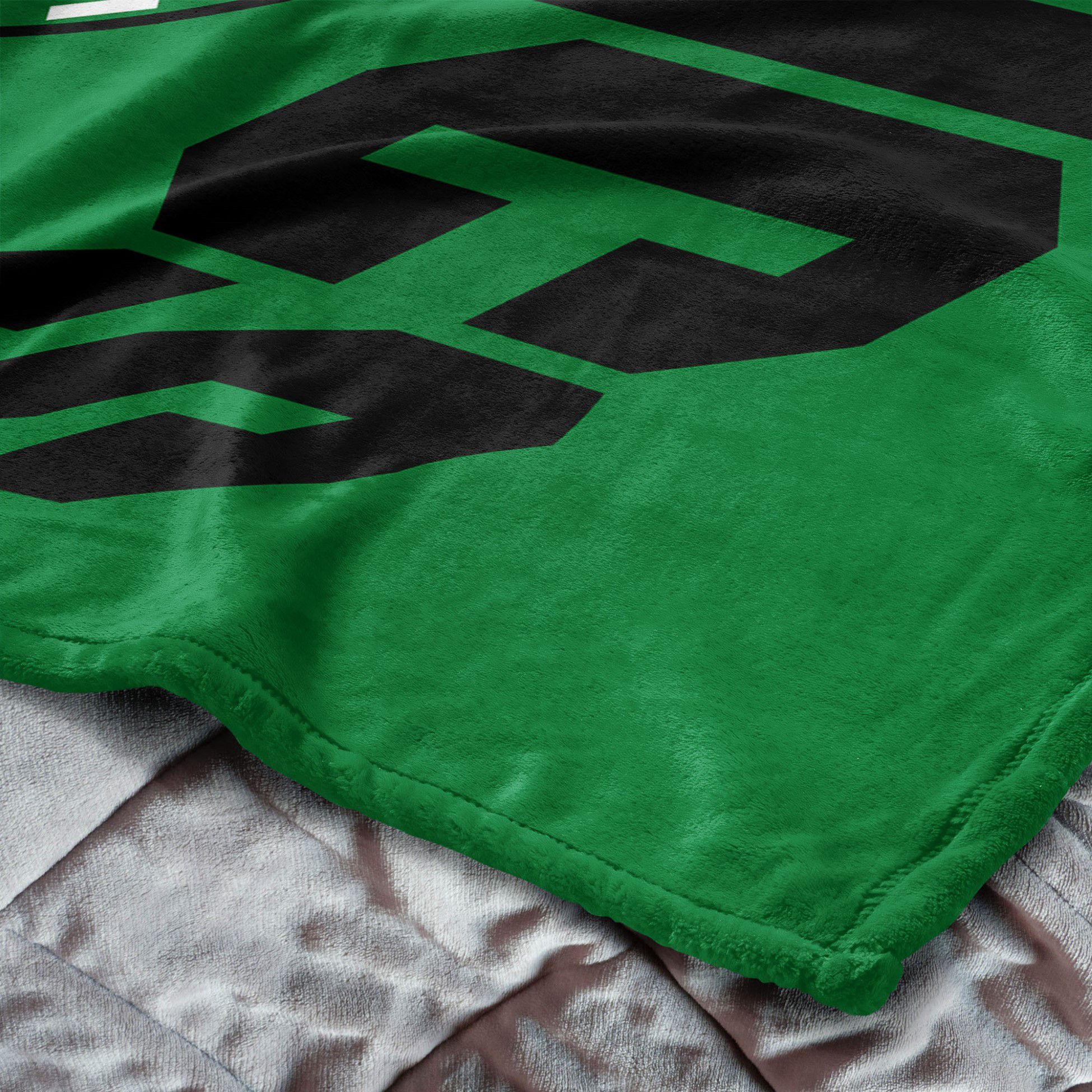 TheNorthwest Boston Celtics Silk Touch Throw product image