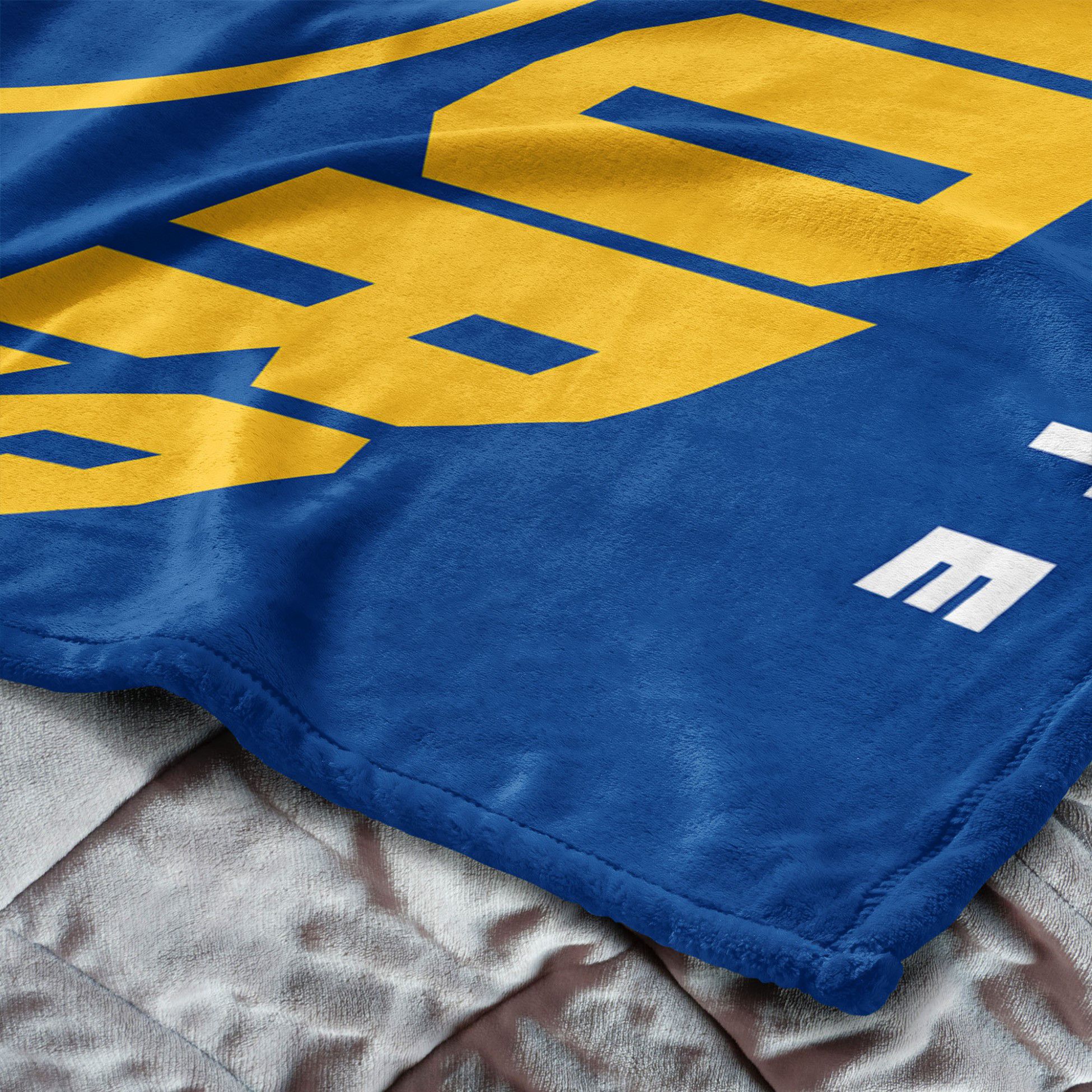 TheNorthwest Golden State Warriors Silk Touch Throw product image