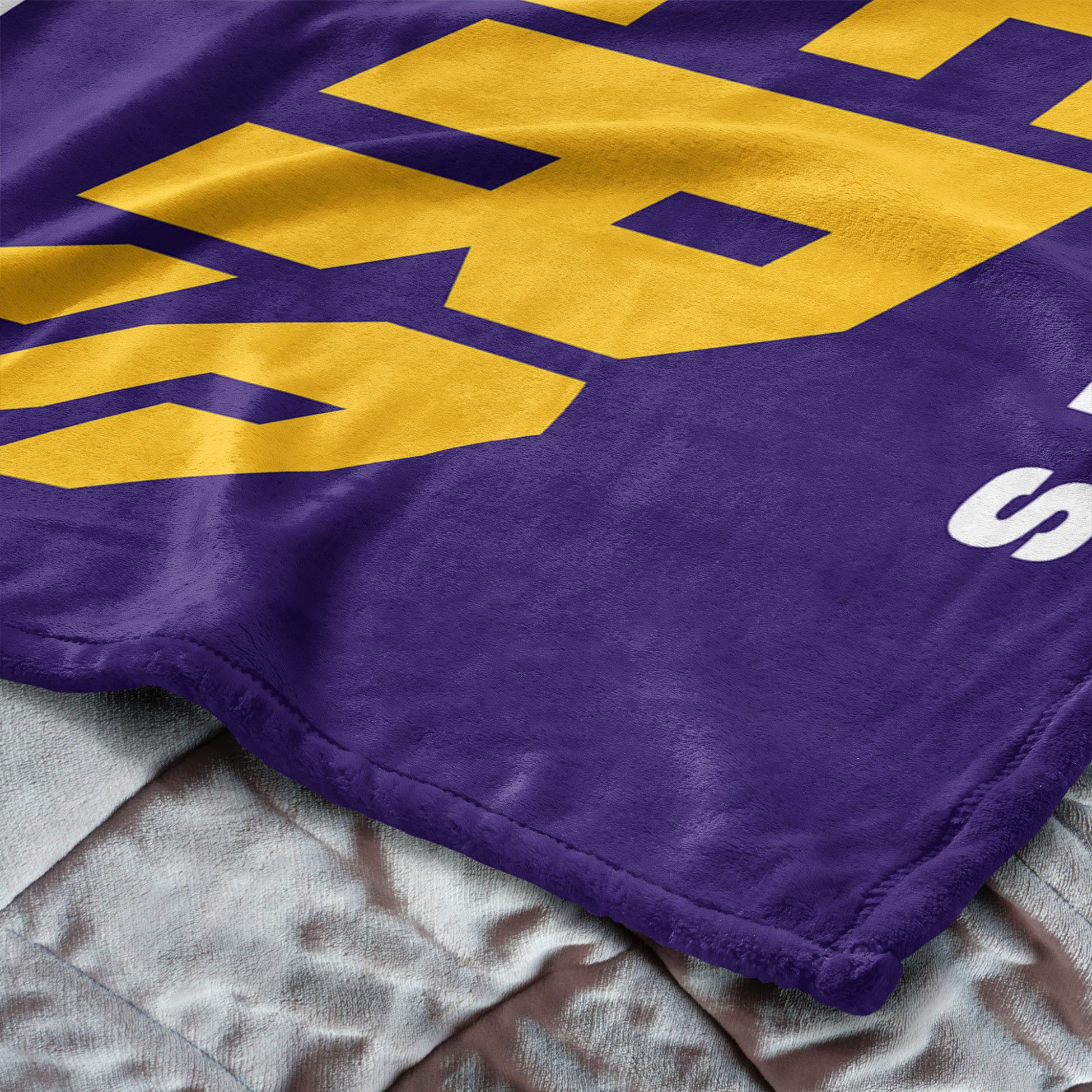 TheNorthwest Los Angeles Lakers Silk Touch Throw product image