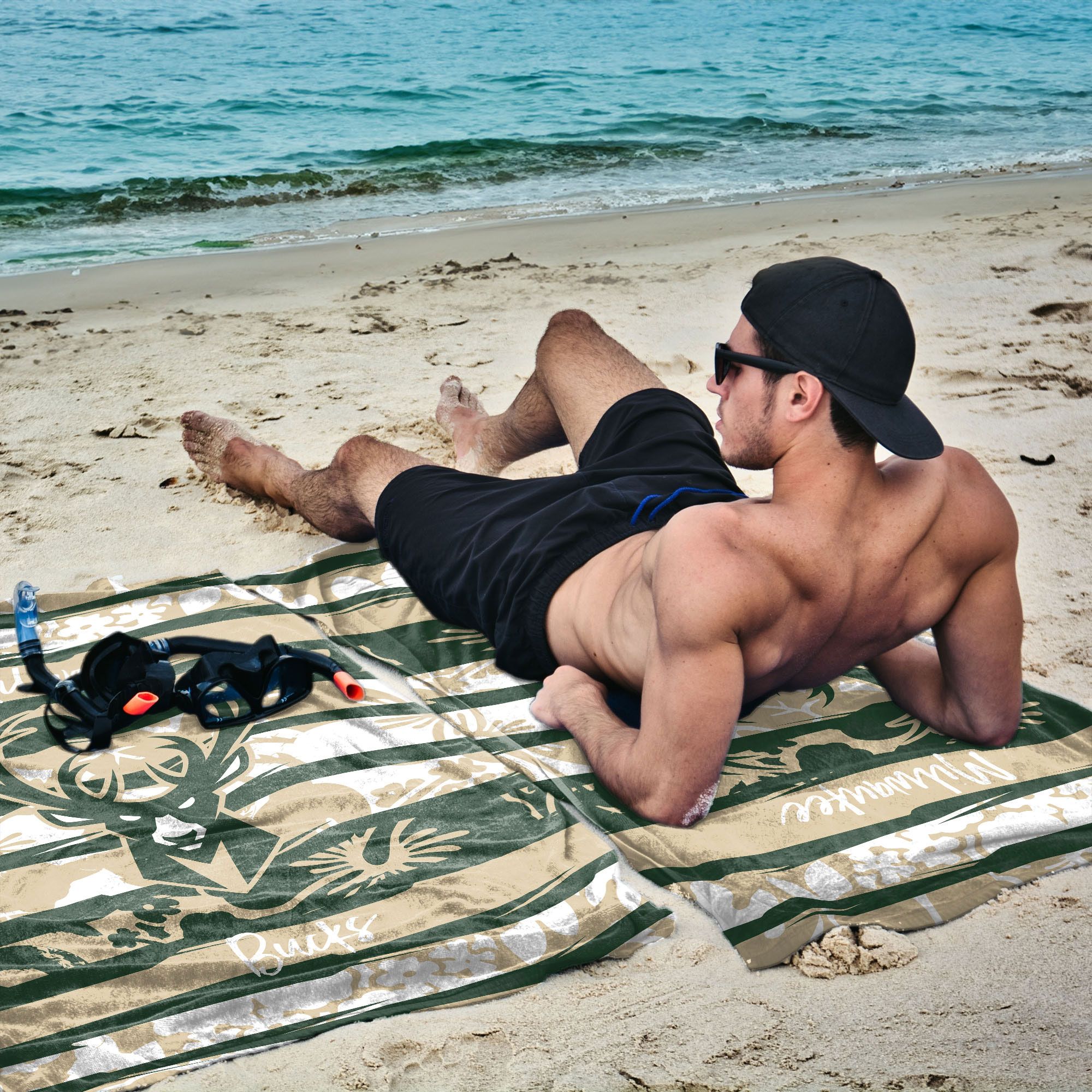 TheNorthwest Milwaukee Bucks Pocket Beach Towel product image