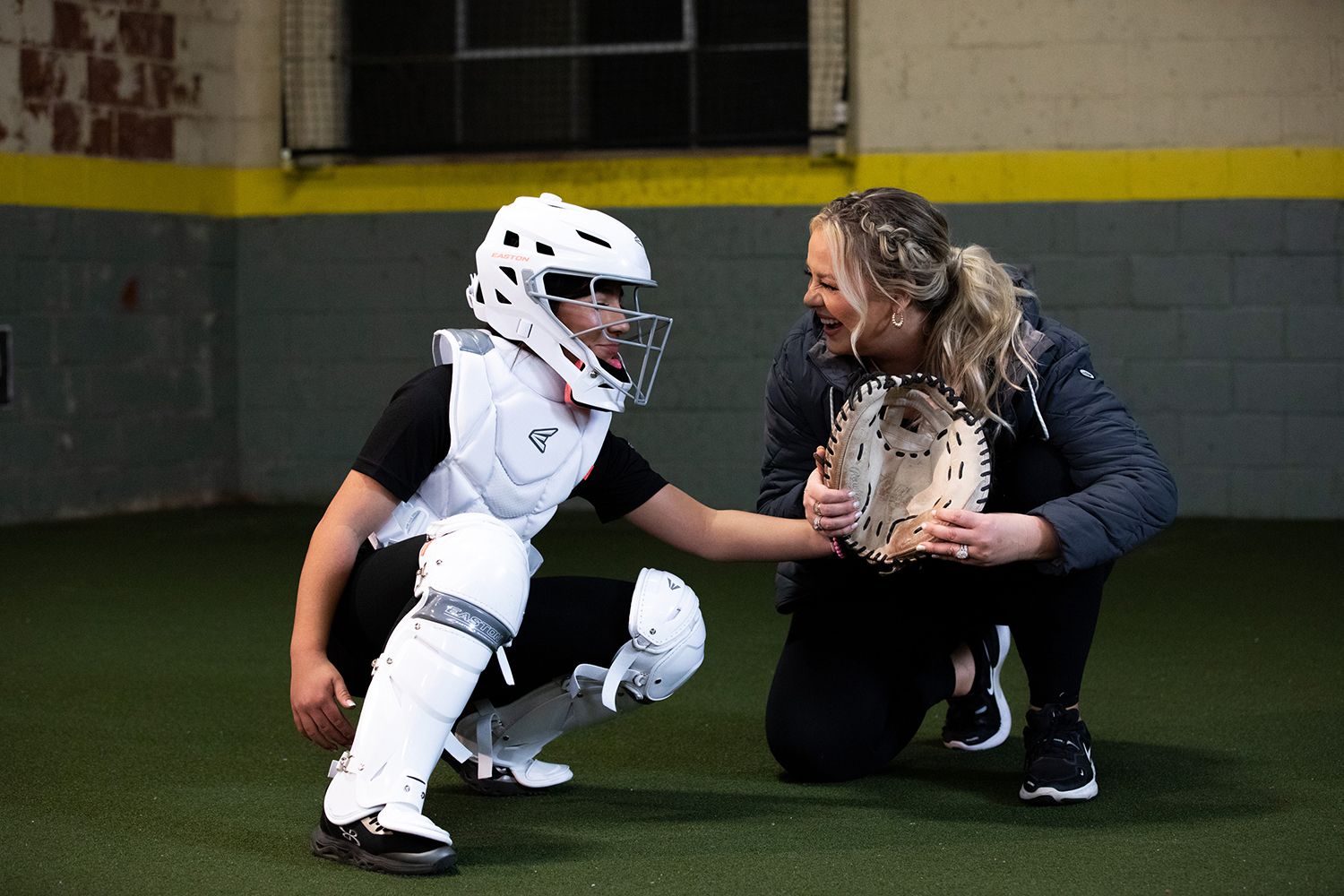 Easton x Jen Schro Girls' “The Next Big Thing” Fastpitch Catcher's Set product image