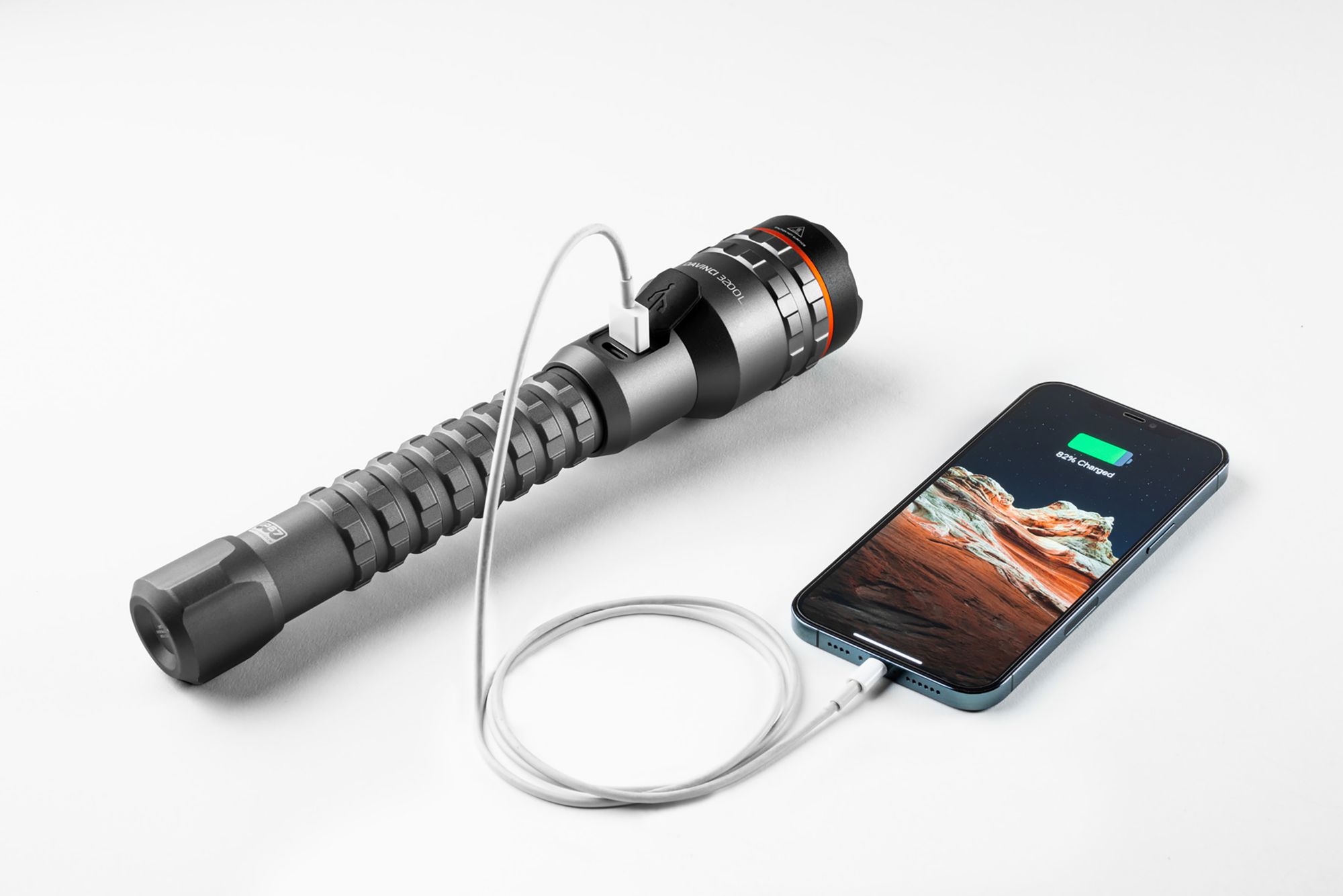 NEBO DaVinci 3200 Lumen Flashlight product image