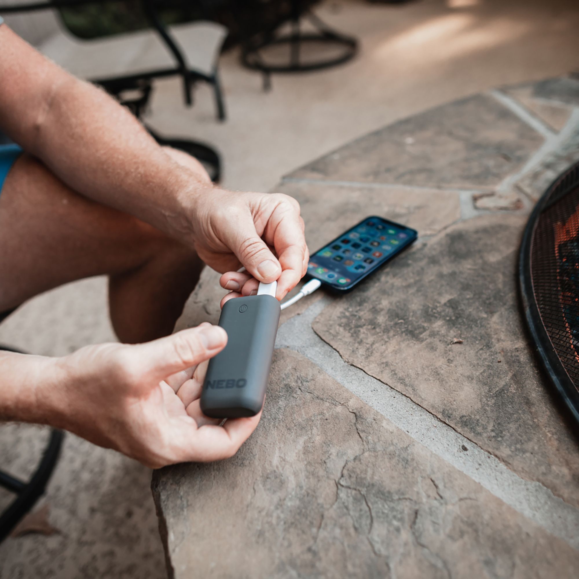 NEBO 8000 mAh Power Bank product image