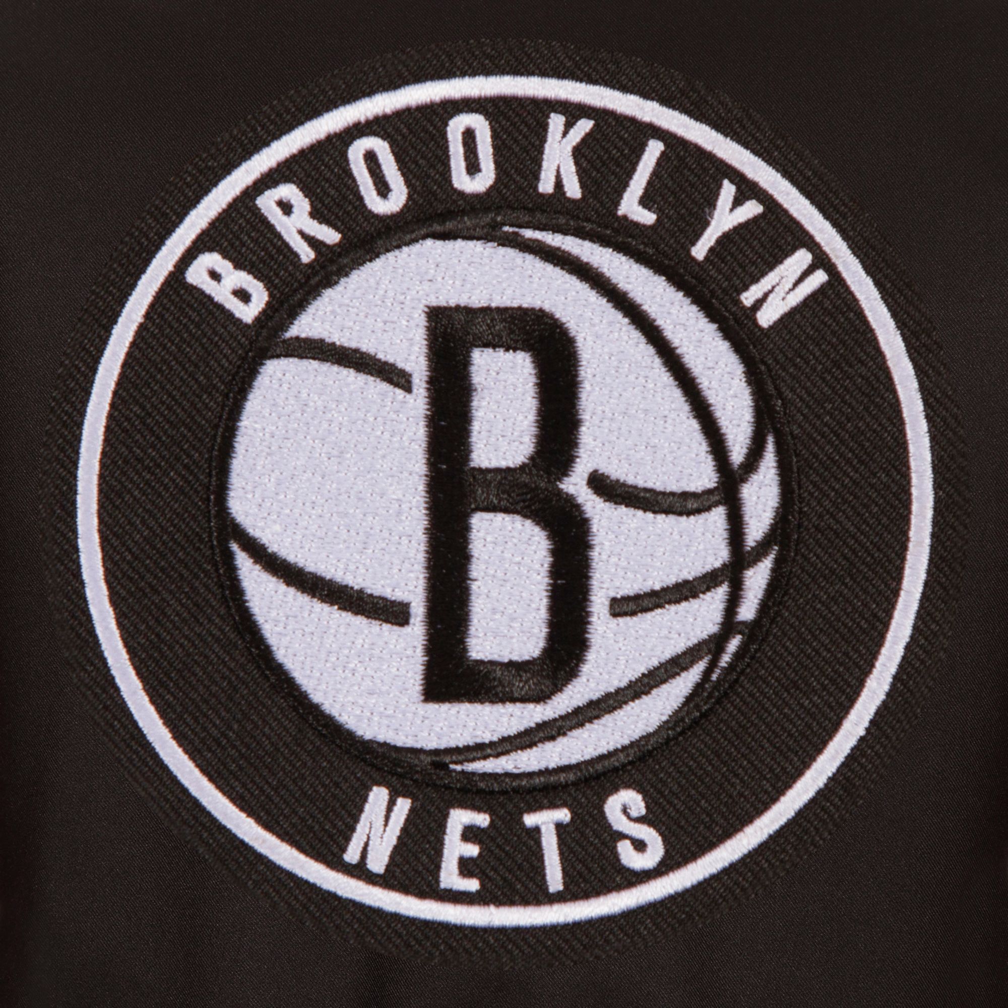 JH Design Men's Brooklyn Nets Black Twill Jacket product image