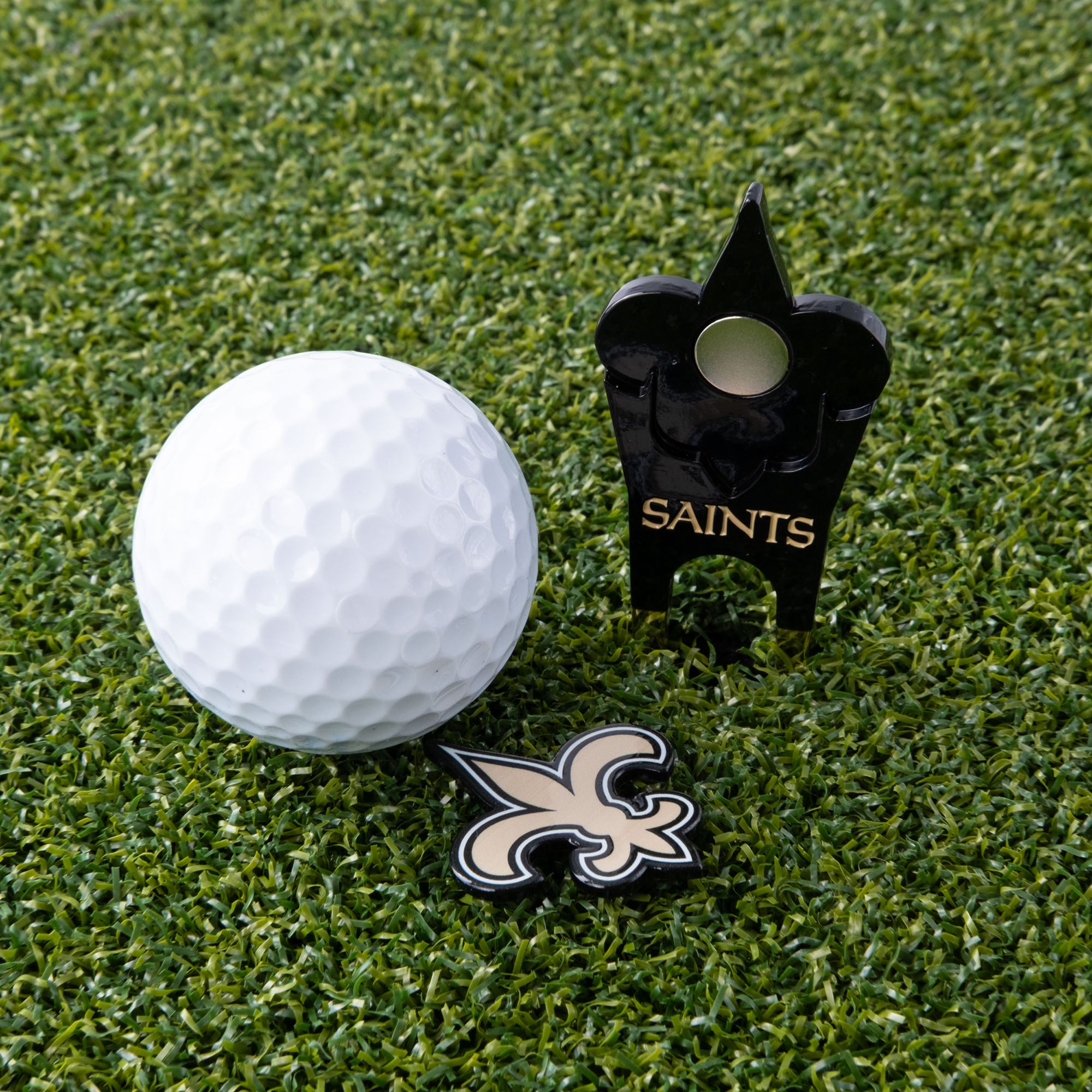 CMC Design New Orleans Saints Divot Tool with Custom Shaped Removable Marker product image
