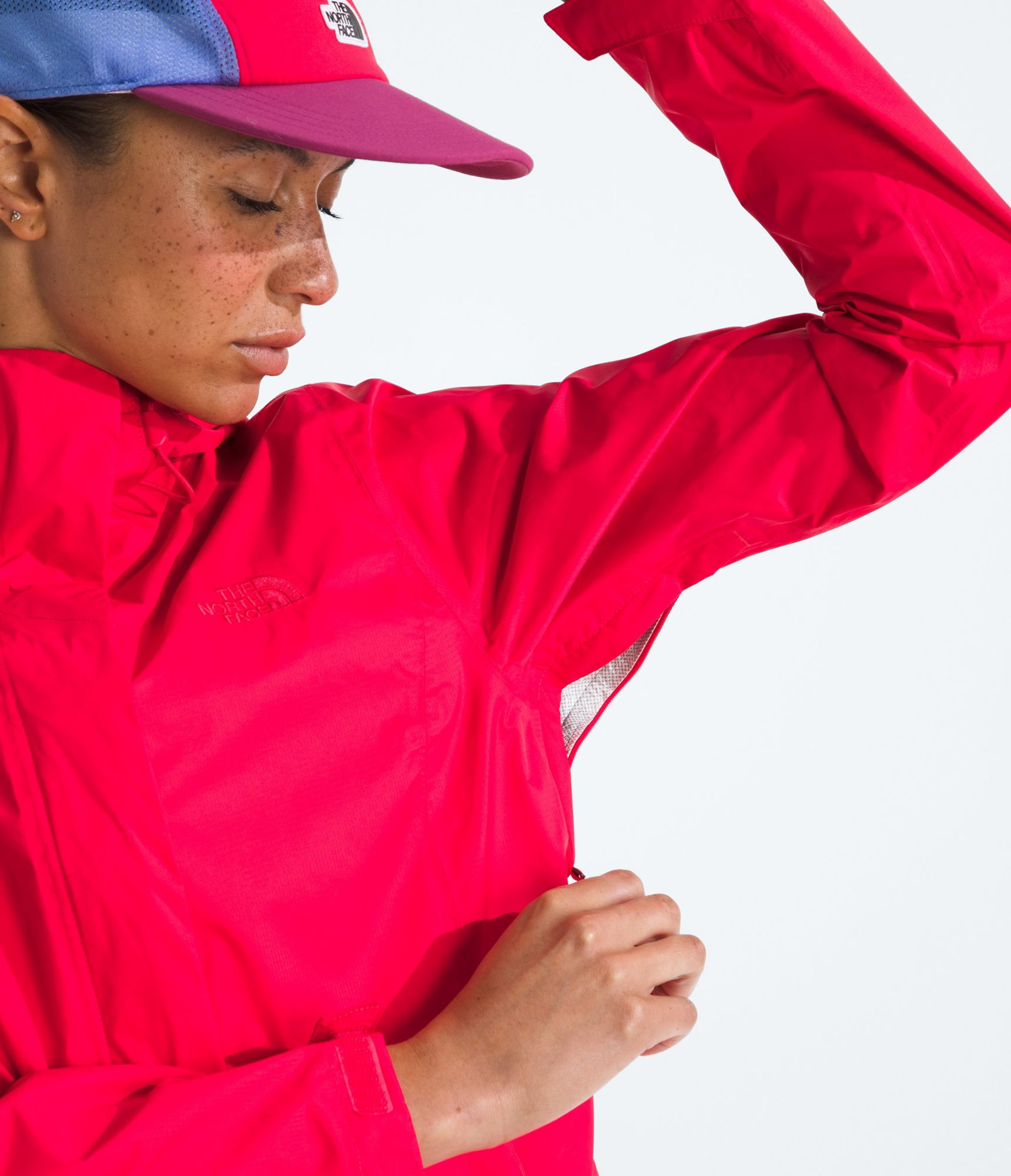 The North Face Women's Venture 2 Rain Jacket product image