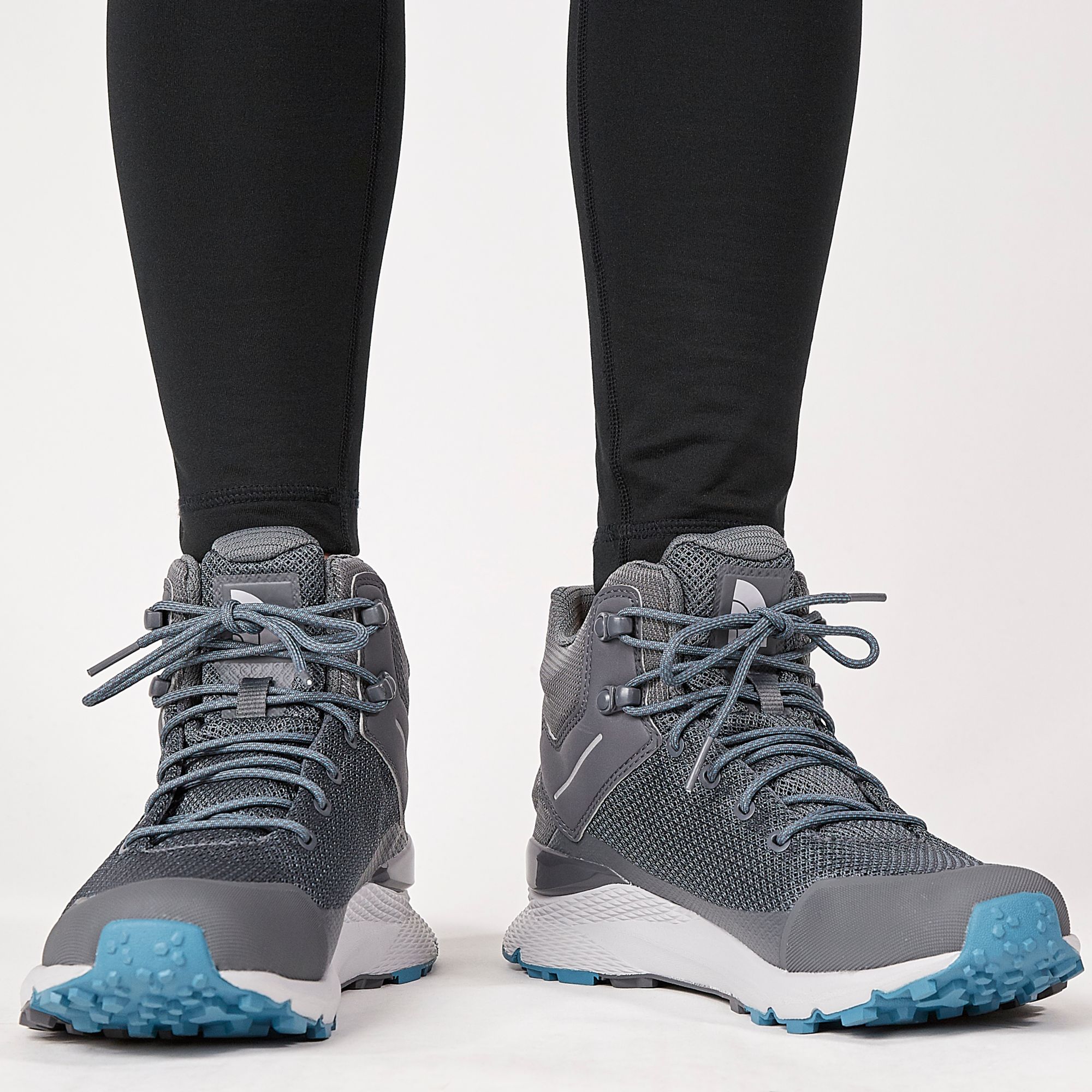 the north face men's vals mid waterproof hiking boots