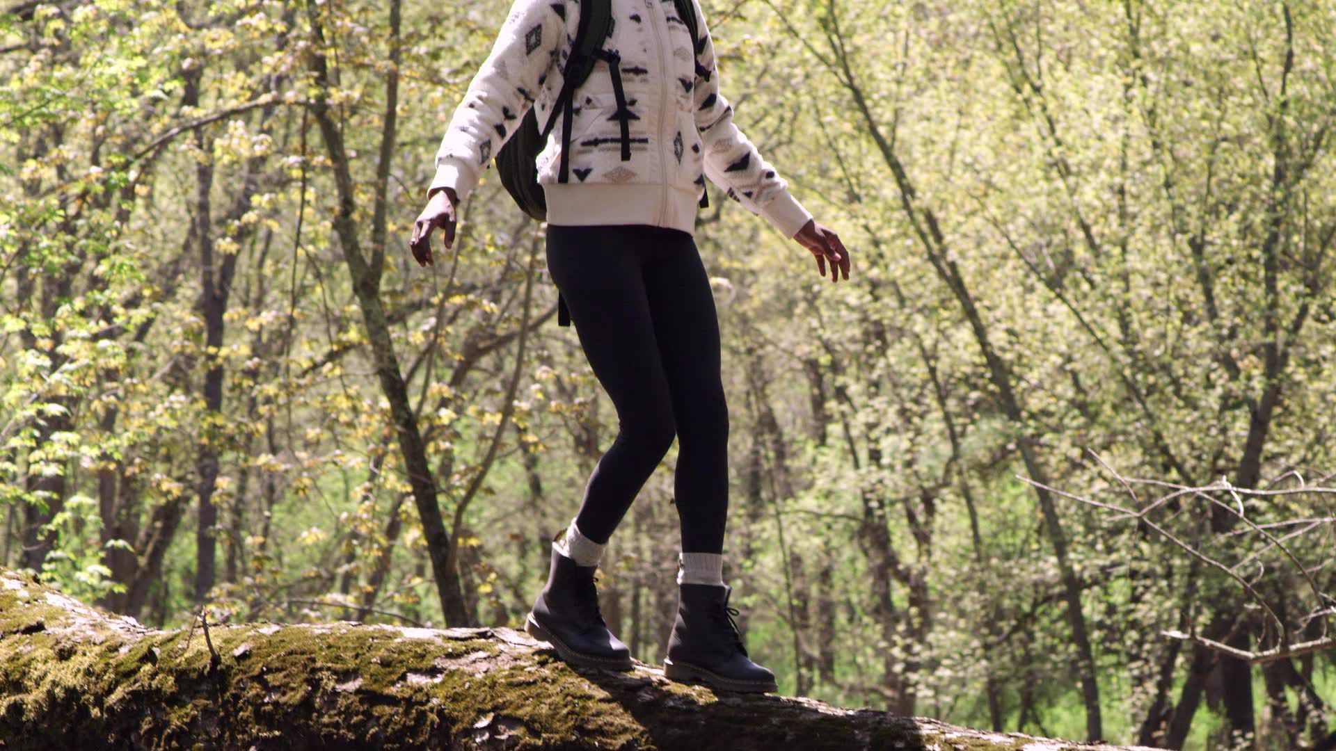 The North Face Women's Motivation High Rise 7/8 Tights product