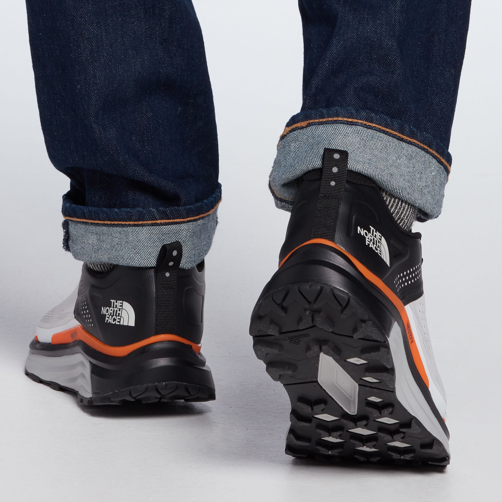 The North Face Men's VECTIV Enduris Hiking Shoes product image