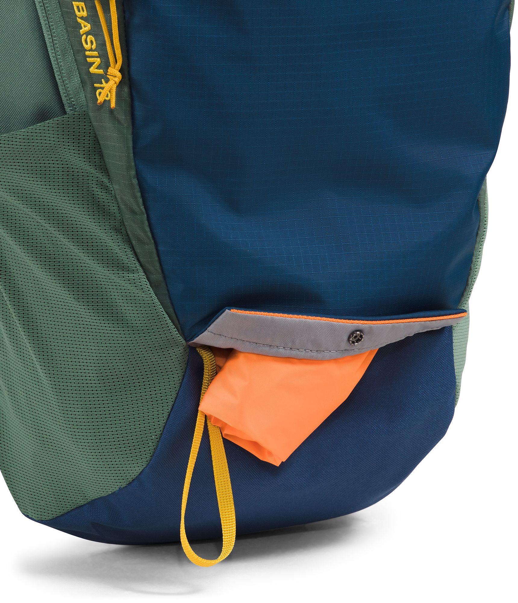 The North Face Basin 18 Daypack product image