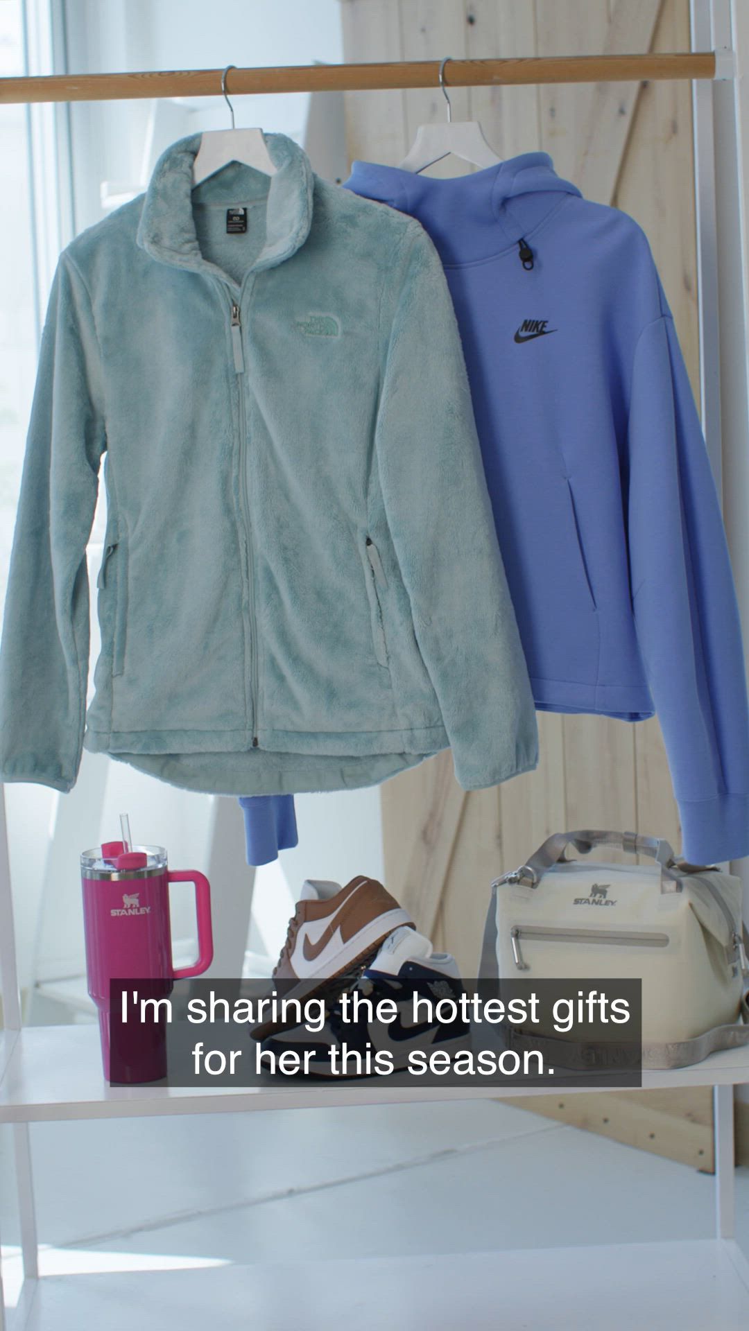 The North Face Women's Osito Fleece Jacket product