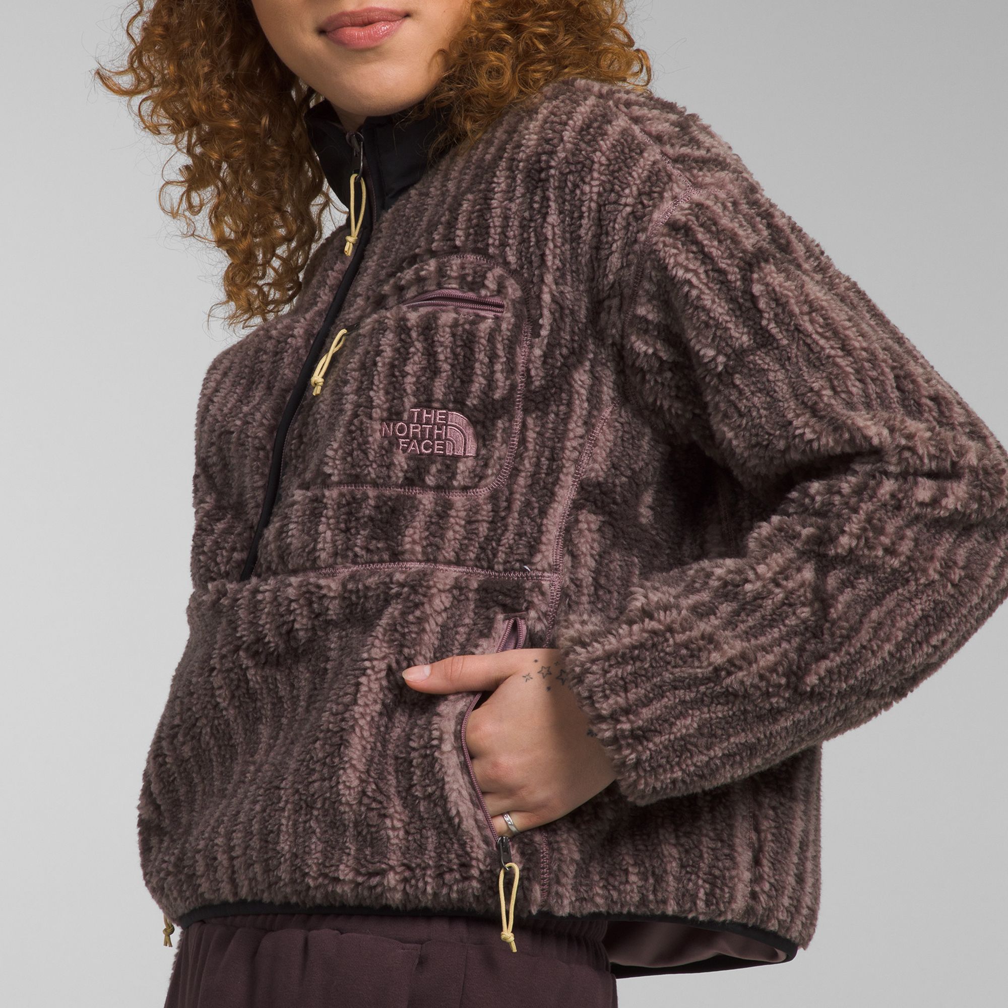 The North Face Women's Extreme Pile Pullover product image