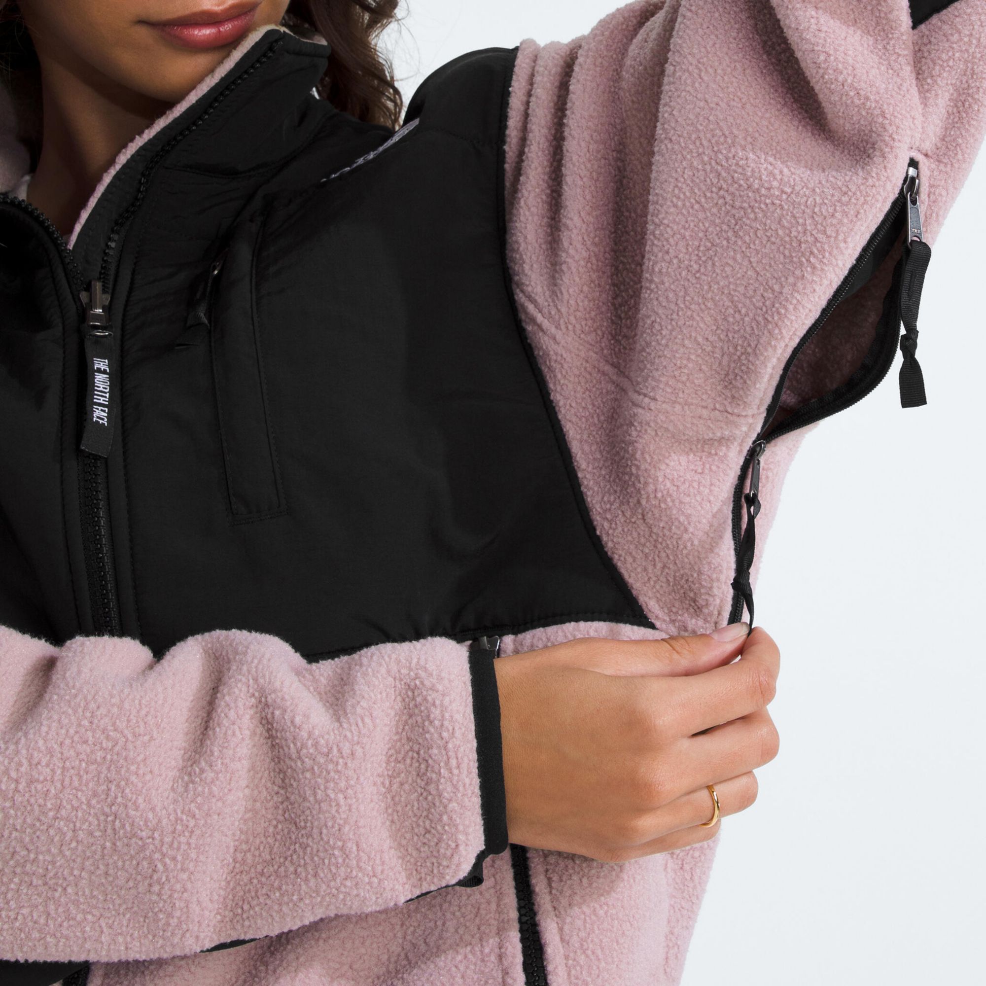 The North Face Women's Retro Denali Jacket product image