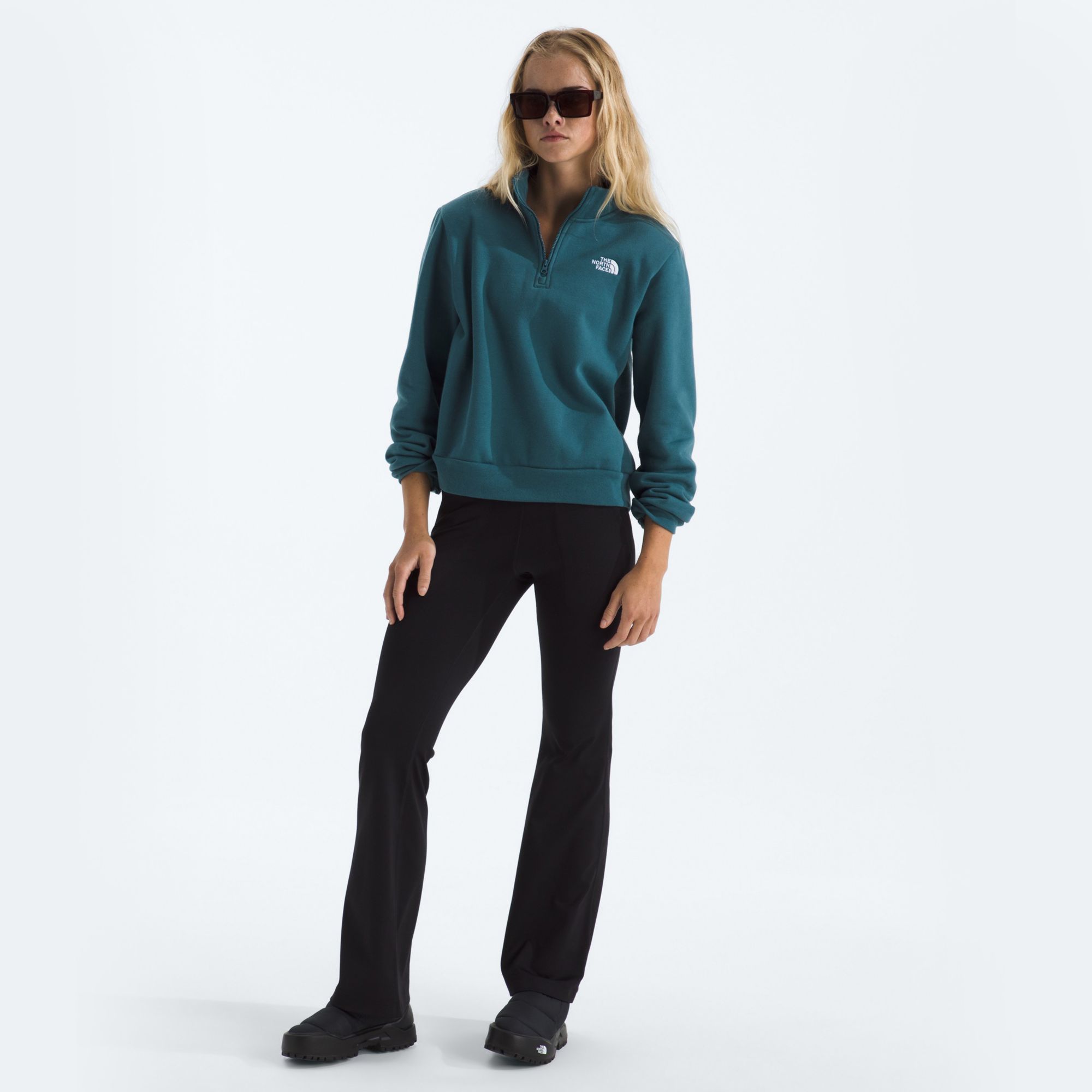 The North Face Women's Evolution 1/4 Zip Pullover product image