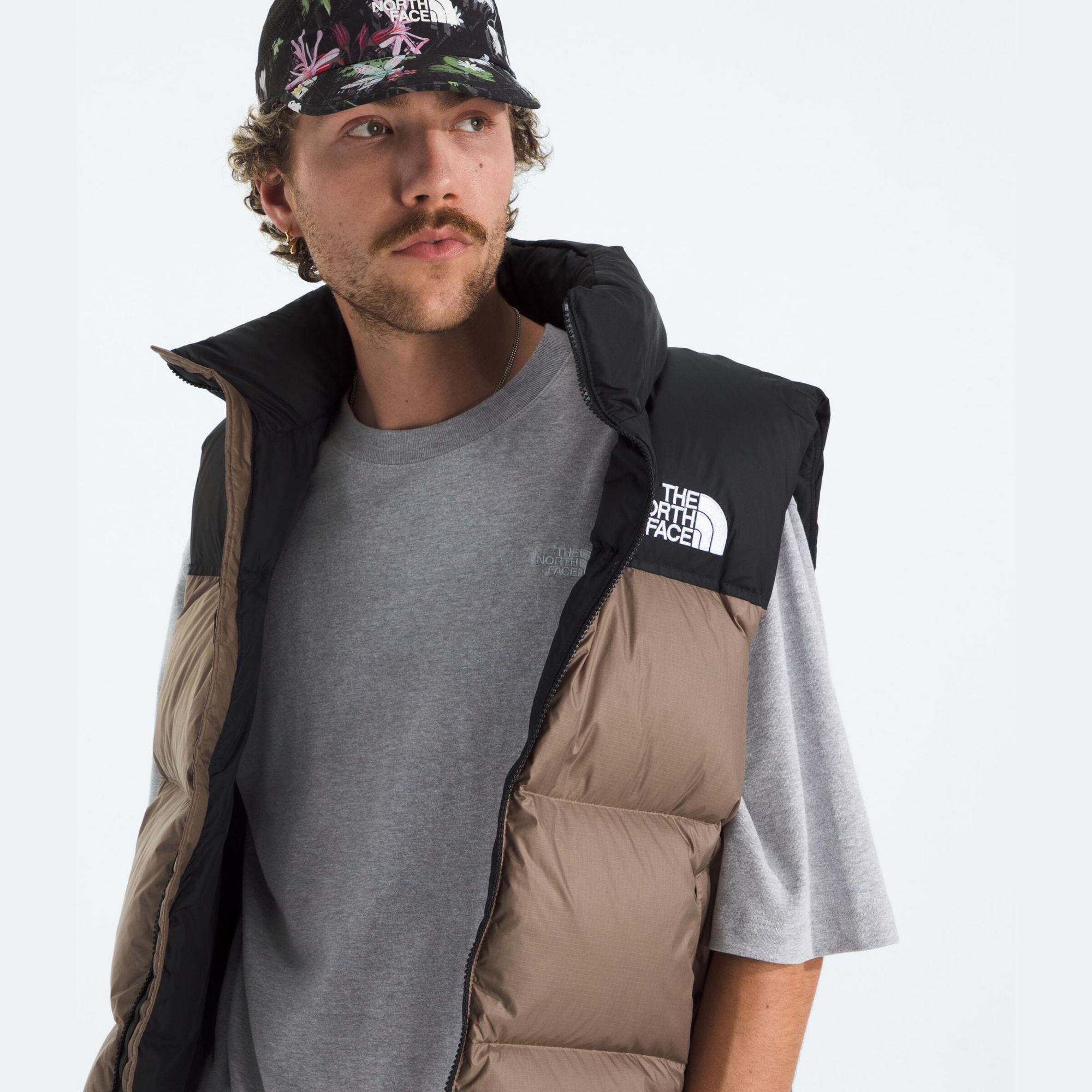 The North Face Men's Essential Simple Dome Short-Sleeve T-Shirt product image