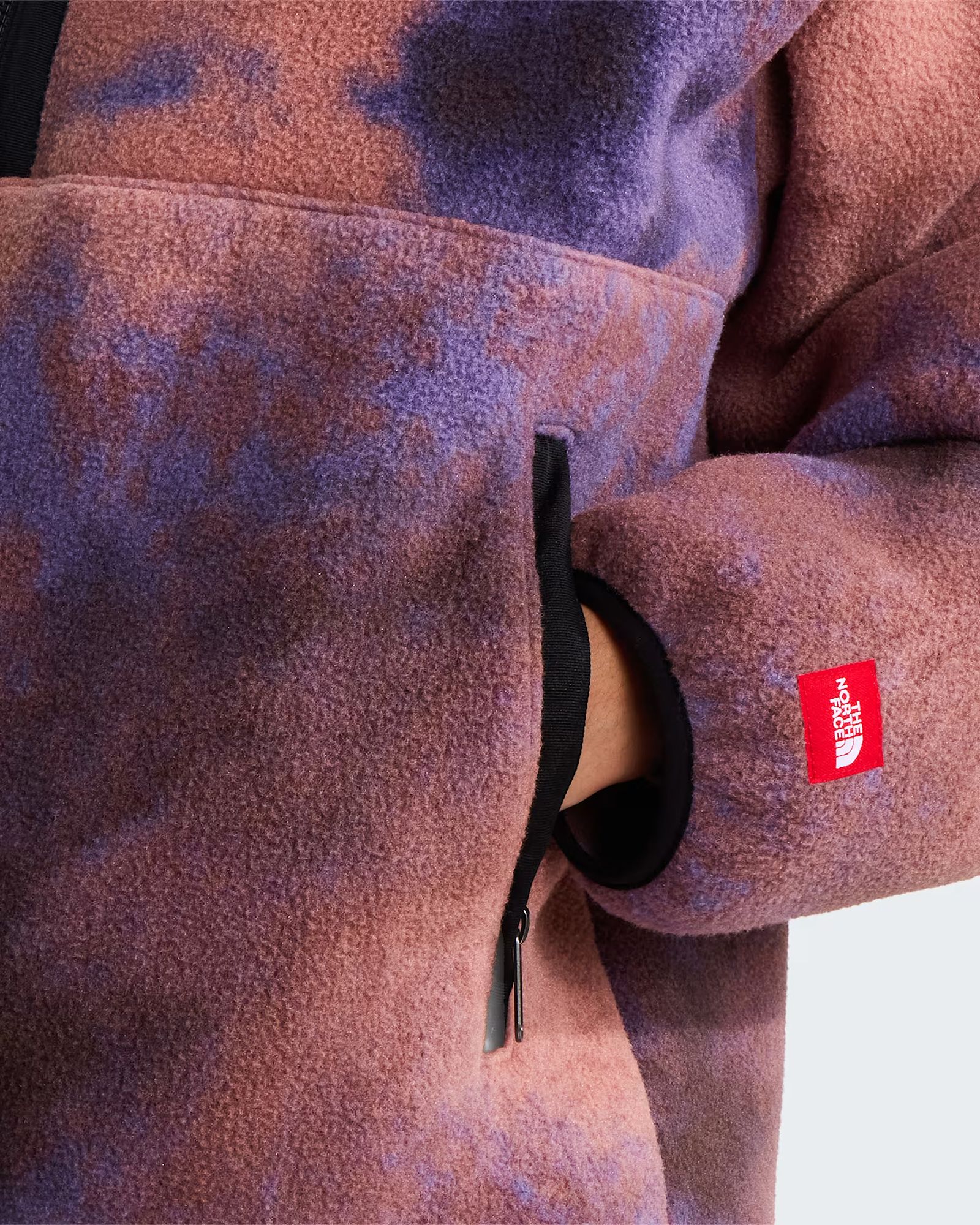 The North Face Red Box Printed Half Zip Fleece product image