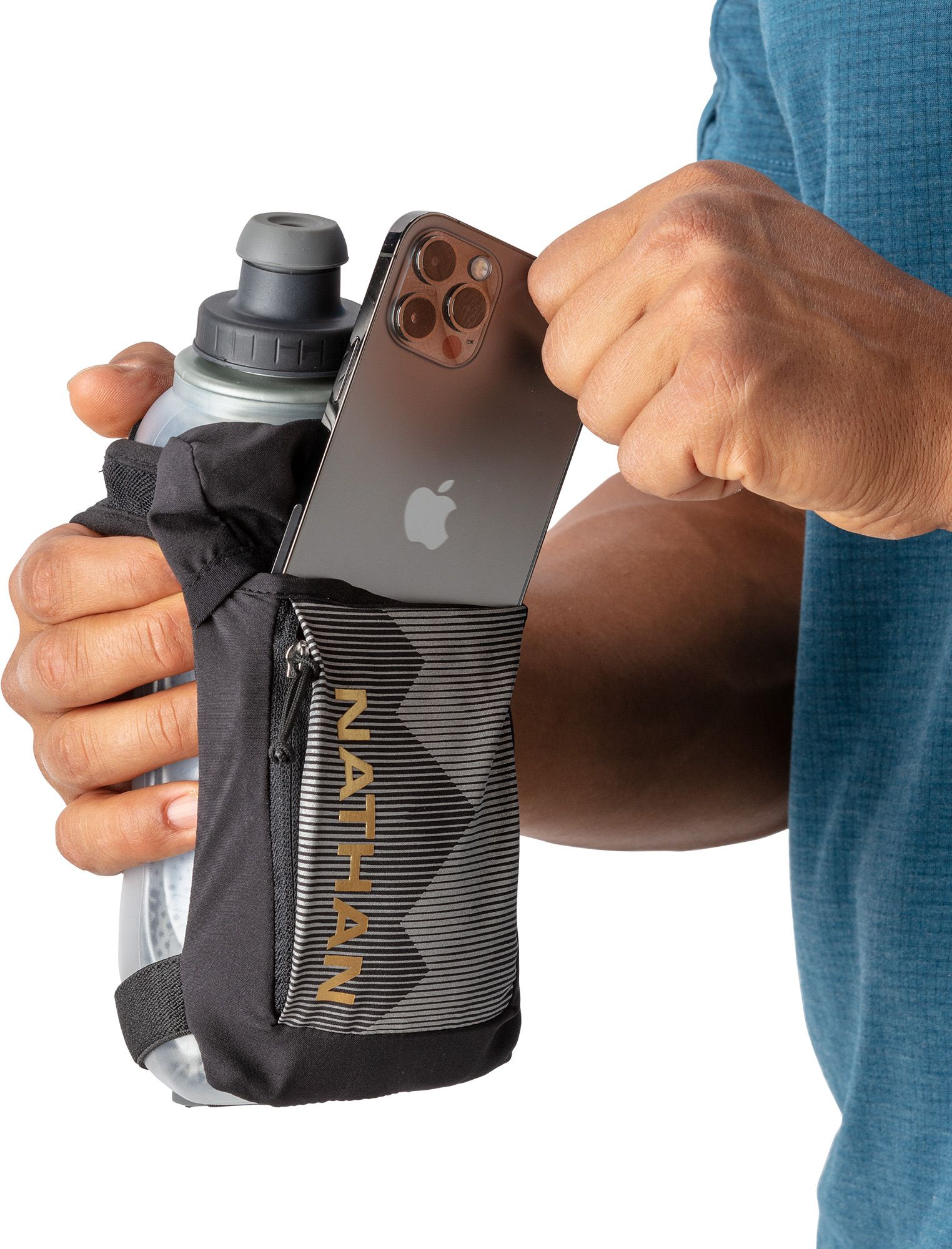 Nathan QuickSqueeze 18oz Insulated Handheld Bottle product image