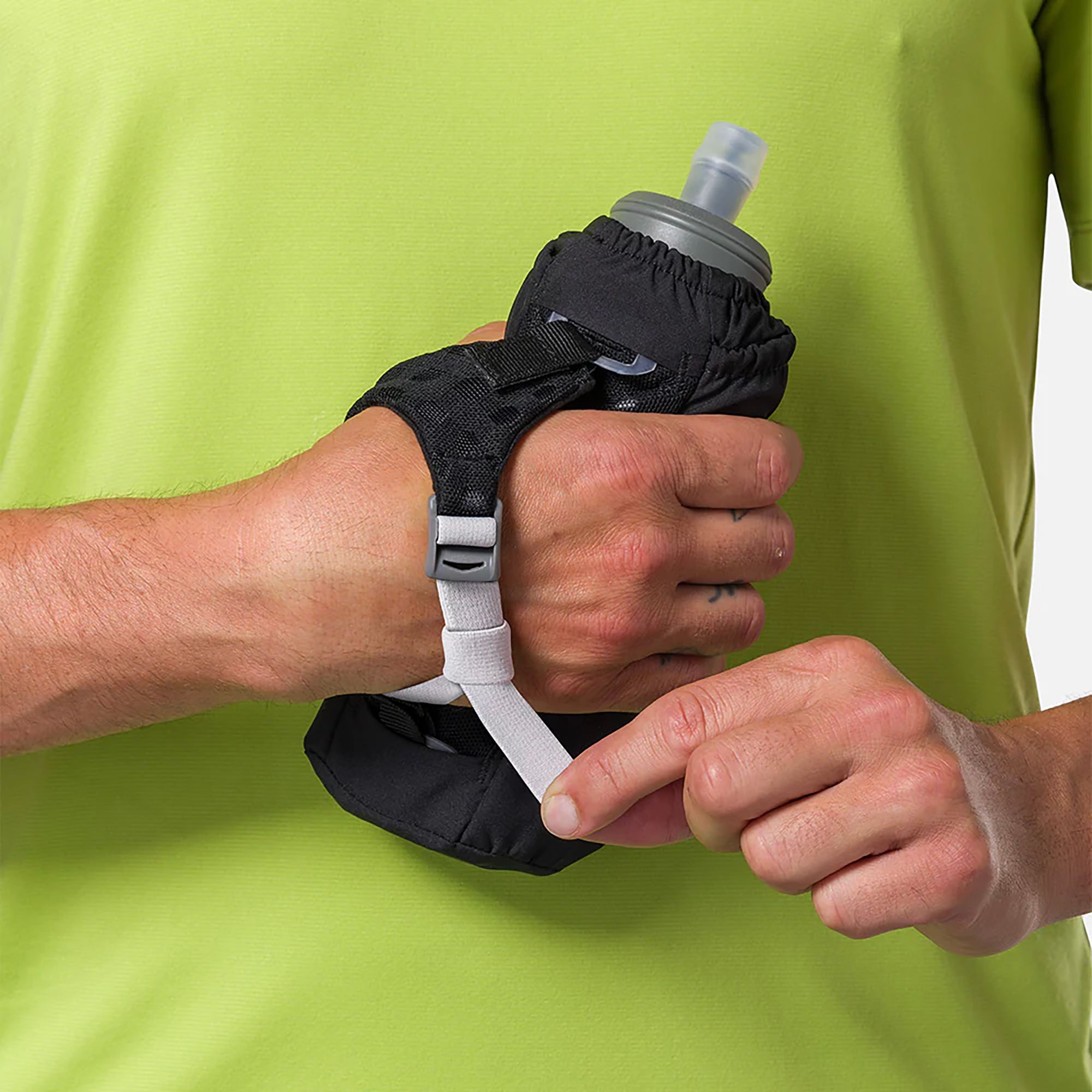 Nathan Pinnacle Soft Flask Insulated Handheld (18oz) product image