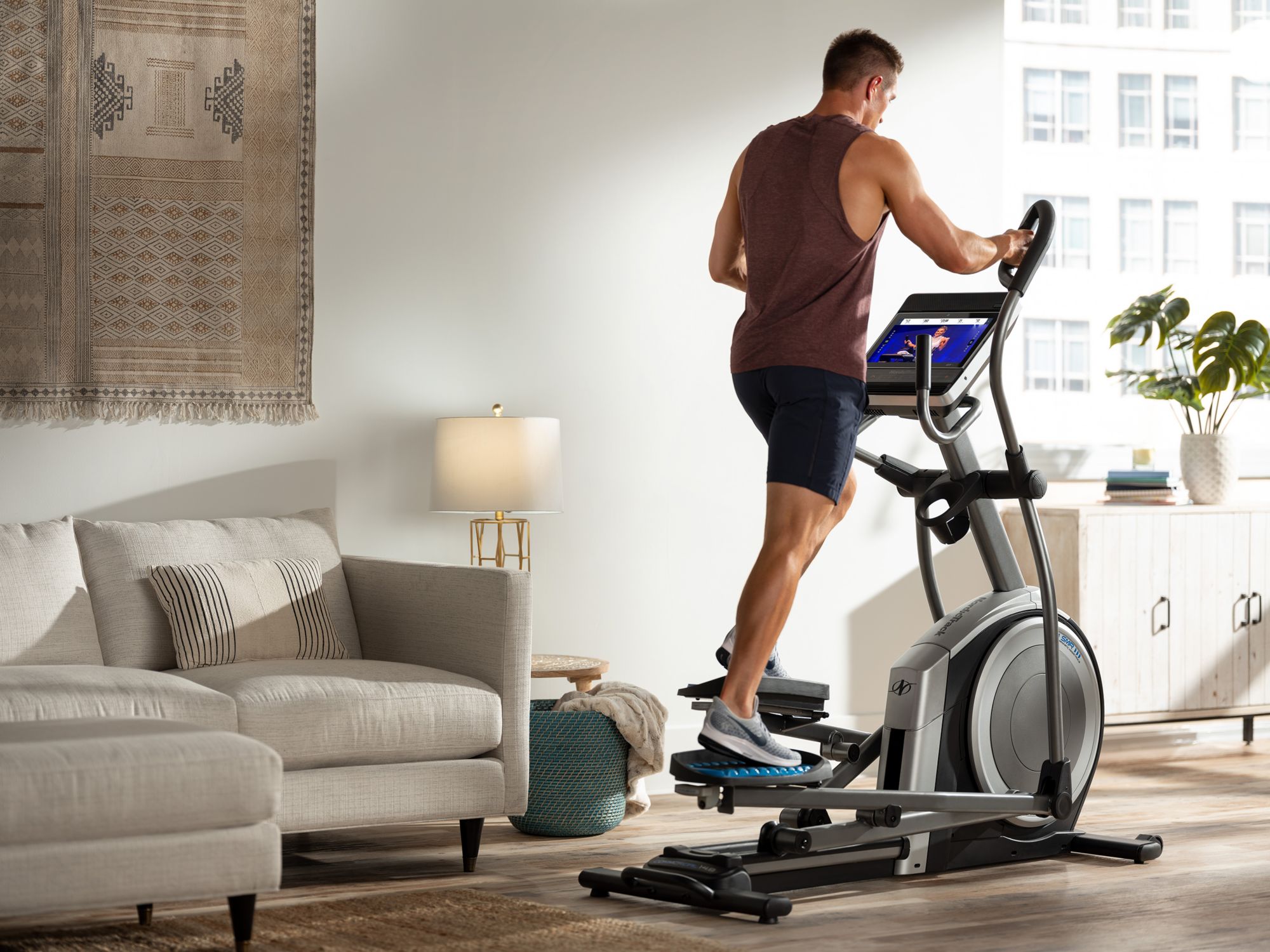 NordicTrack Commercial 14.9 Elliptical (2020) – Floor Model product image